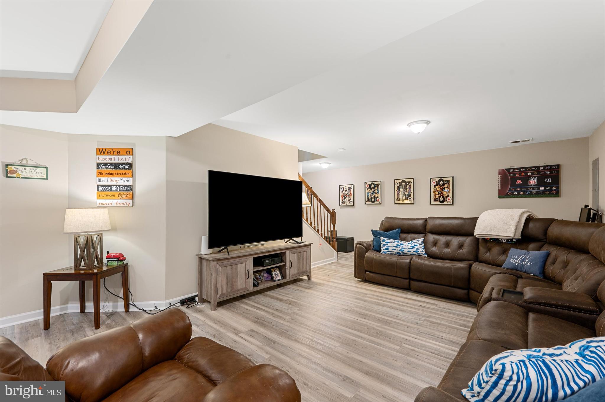 STONEBROOK VILLAGE - Residential