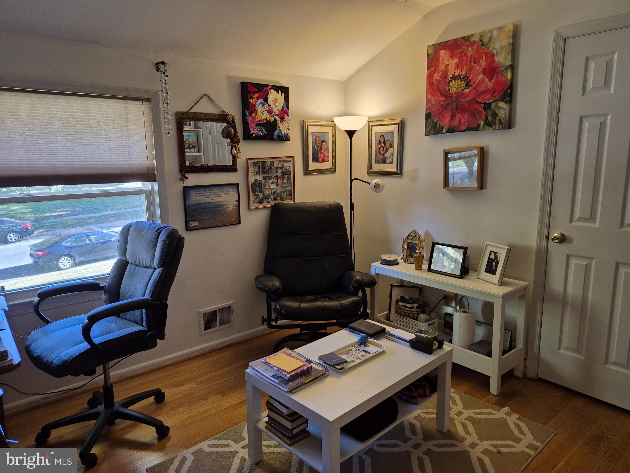 CALVERTON - Residential