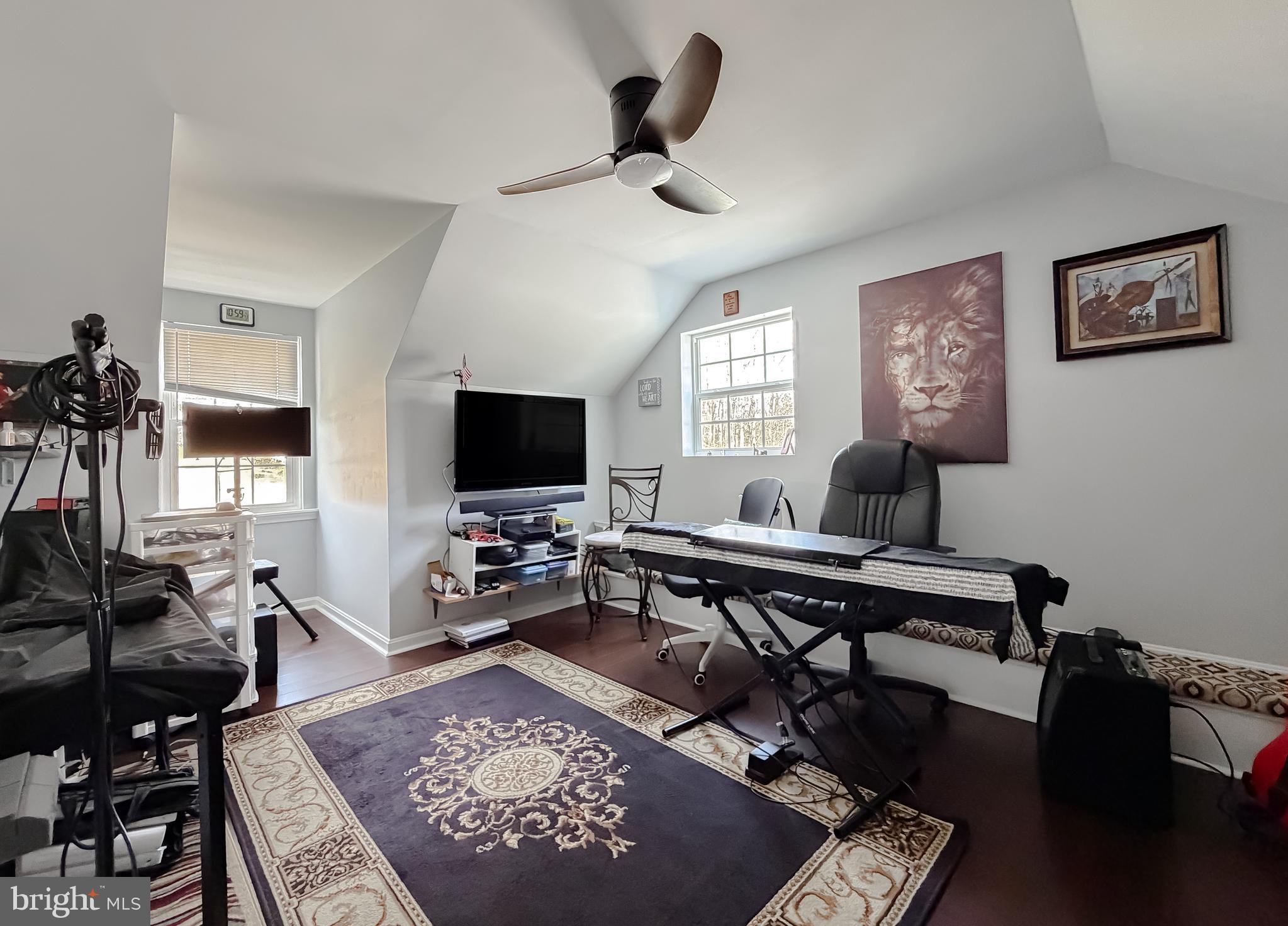 ROLL ACRES - Residential