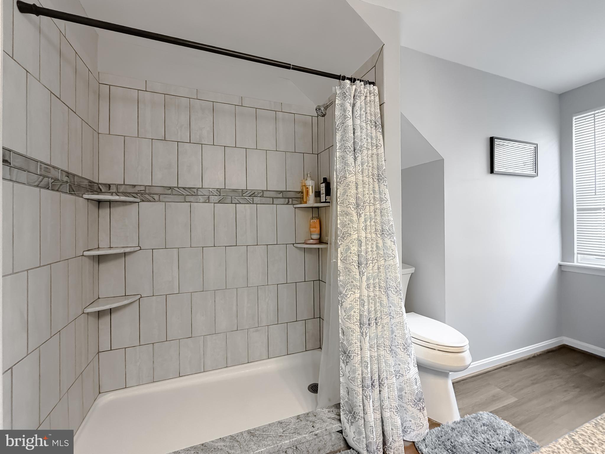 ROLL ACRES - Residential