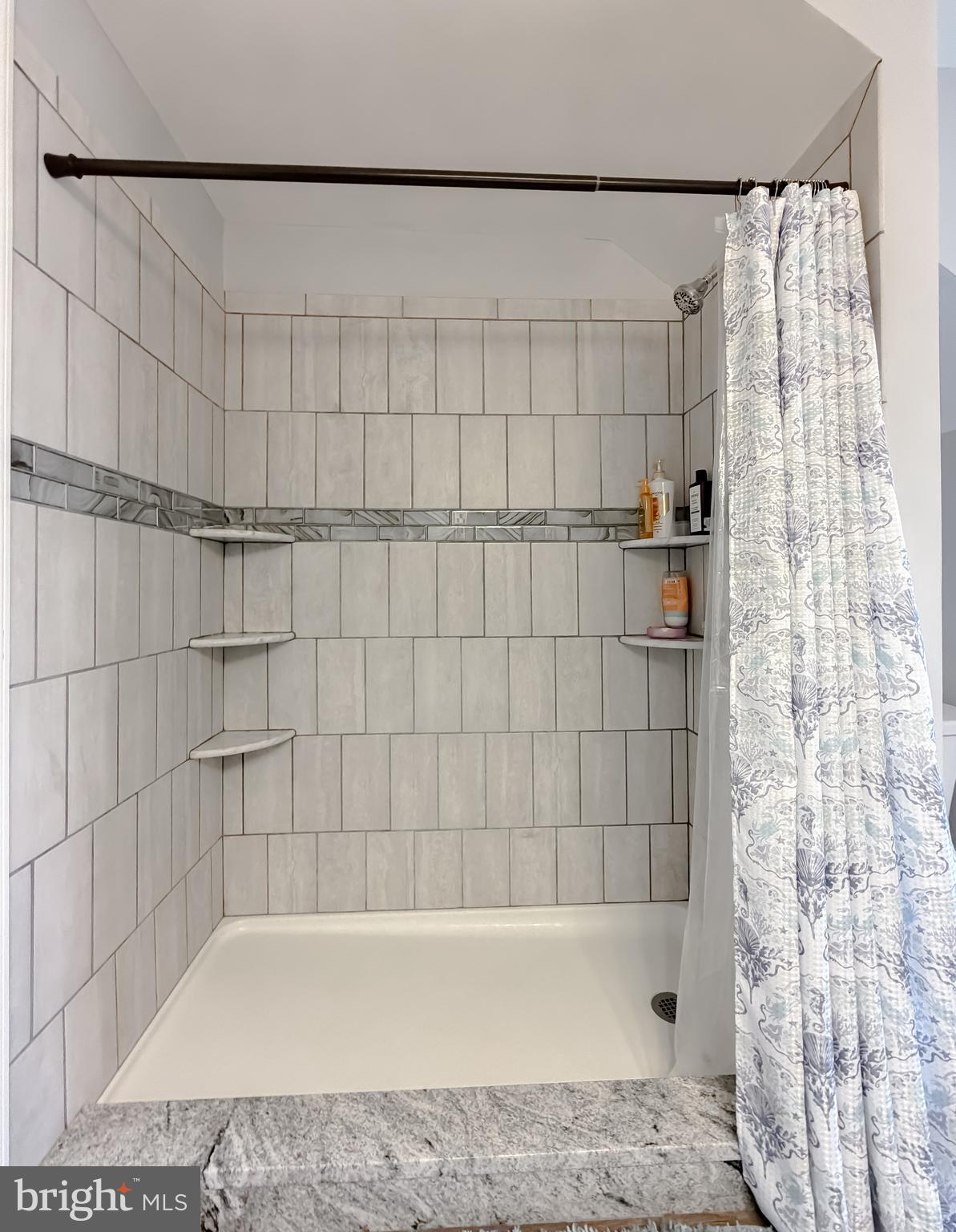 ROLL ACRES - Residential