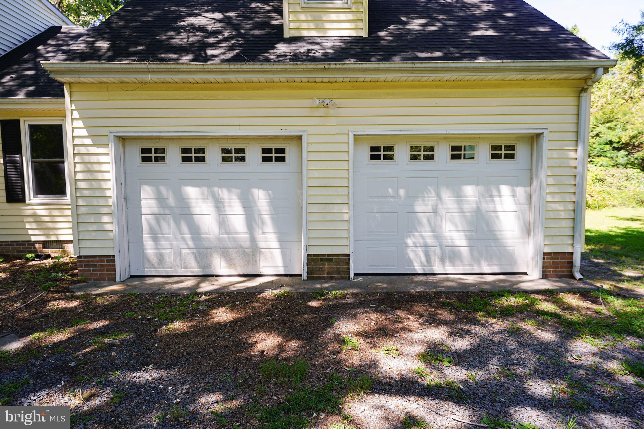 RIVER ISLE ESTATES - Residential Lease