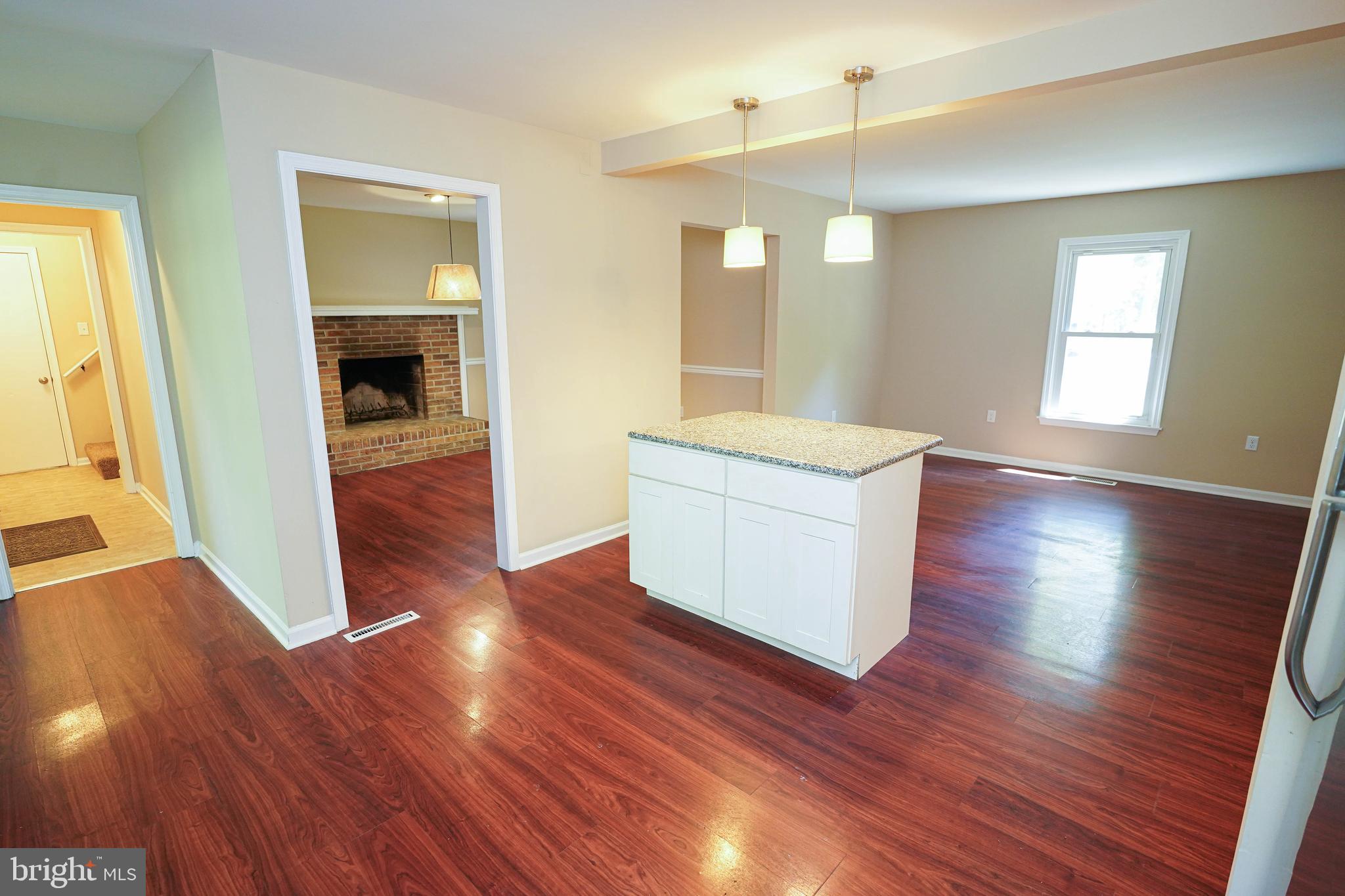 RIVER ISLE ESTATES - Residential Lease