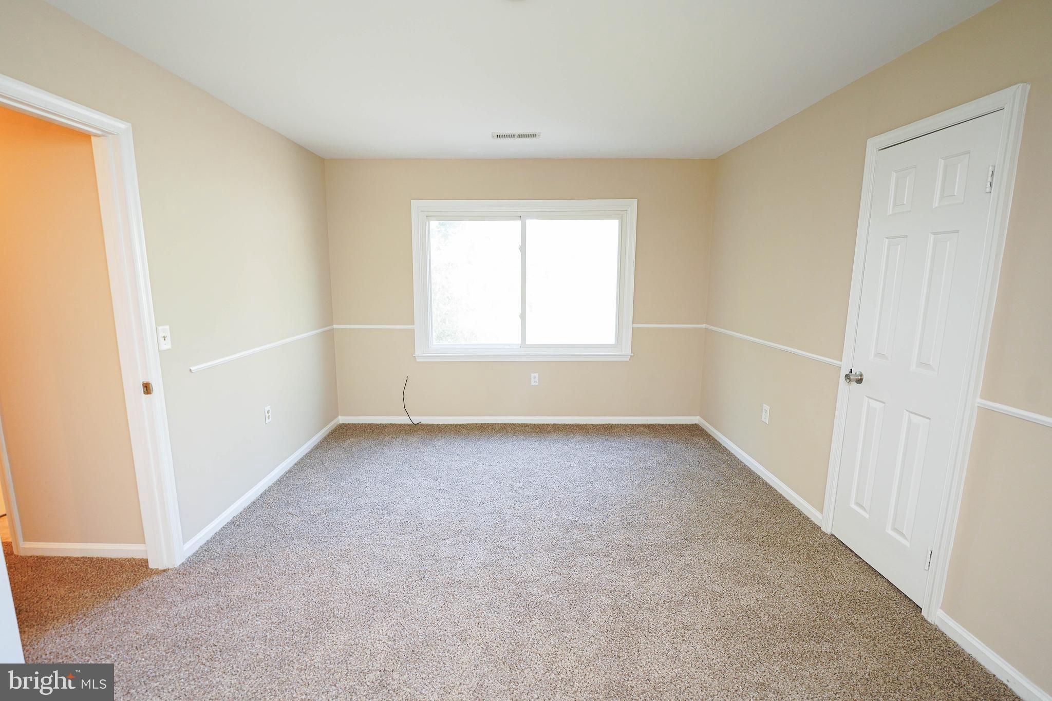 RIVER ISLE ESTATES - Residential Lease