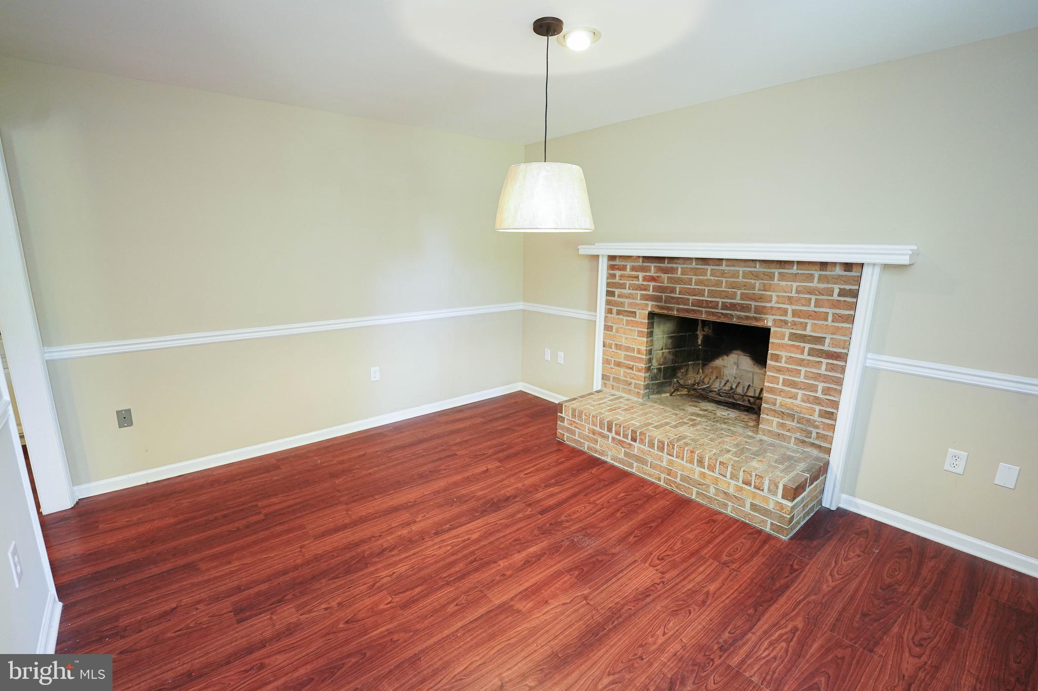 RIVER ISLE ESTATES - Residential Lease