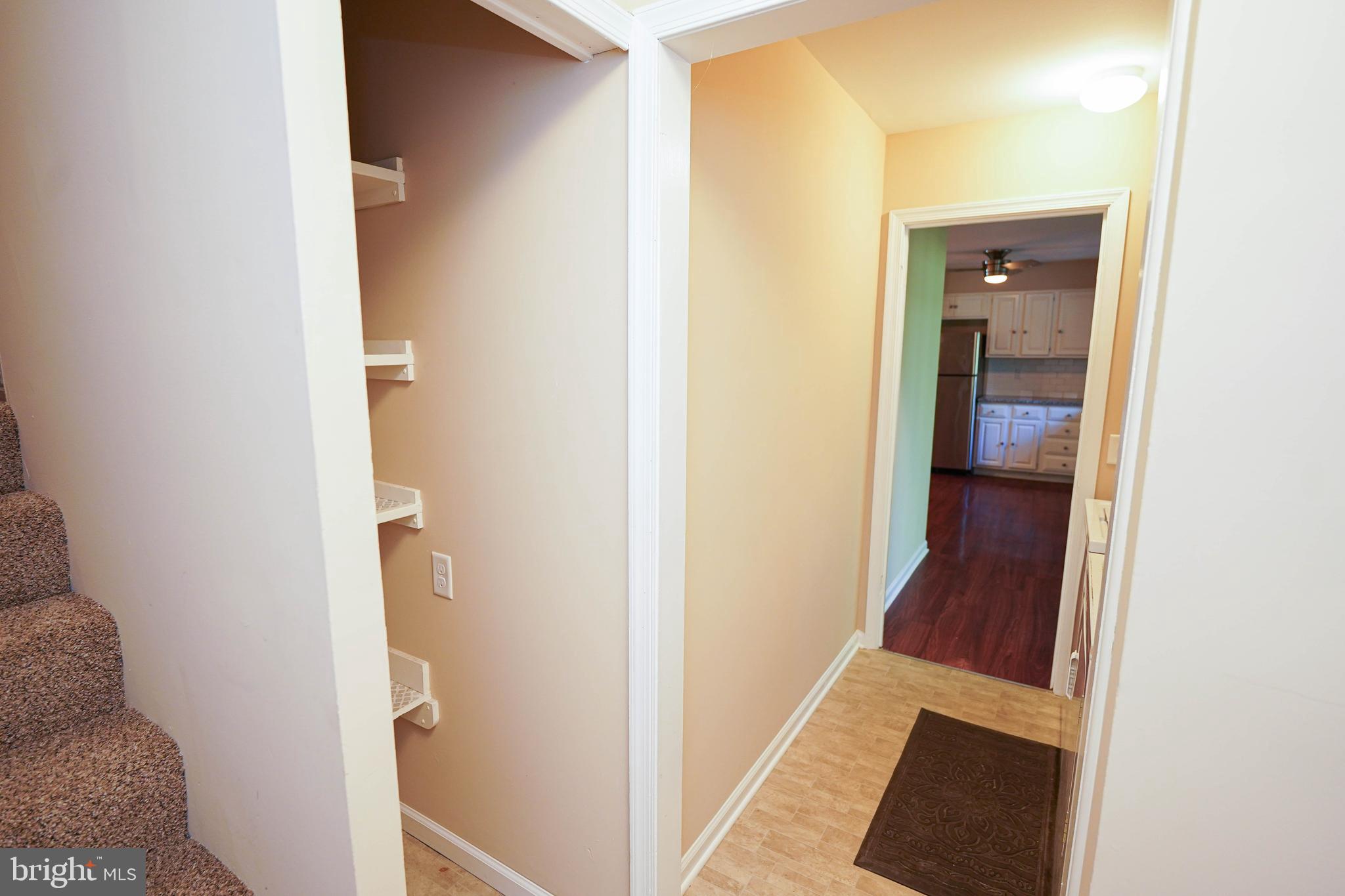 RIVER ISLE ESTATES - Residential Lease