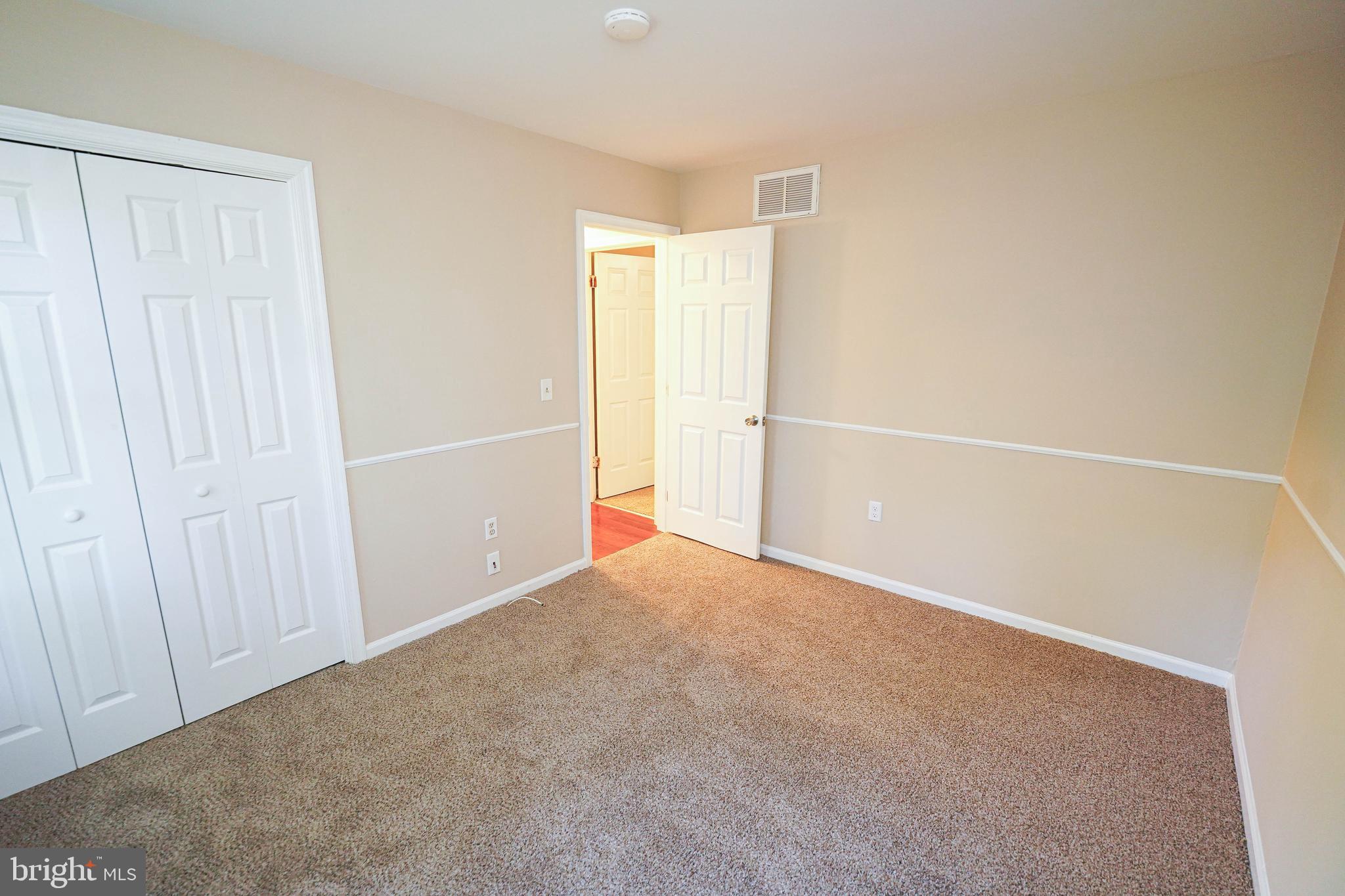 RIVER ISLE ESTATES - Residential Lease