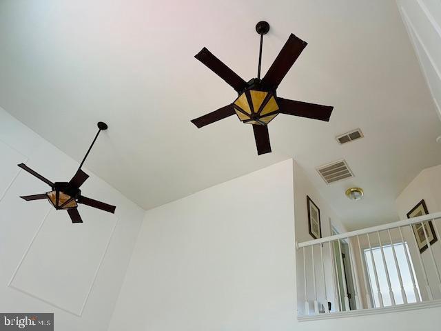 APPLE KNOLLS ESTATES - Residential