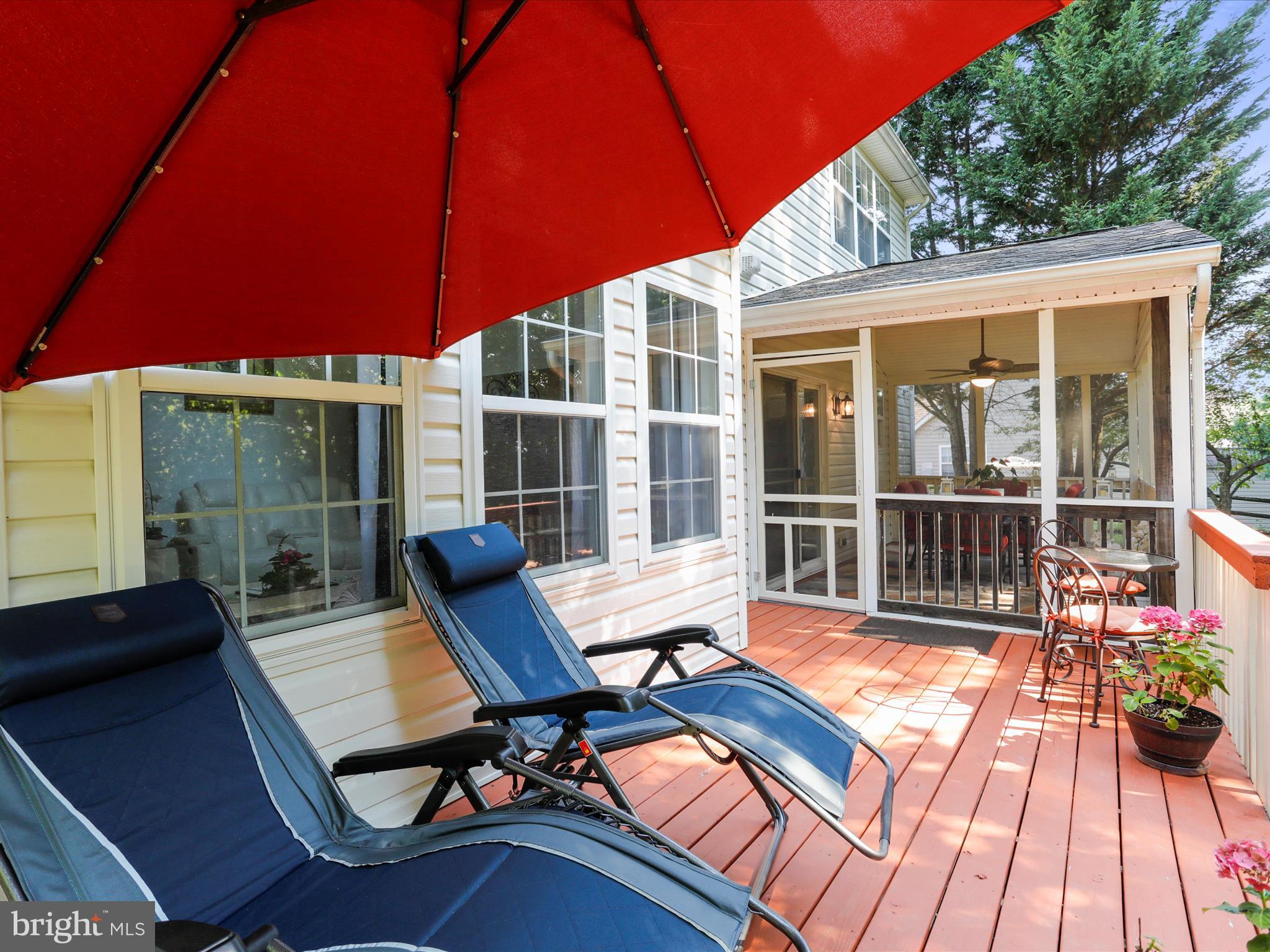 APPLE KNOLLS ESTATES - Residential