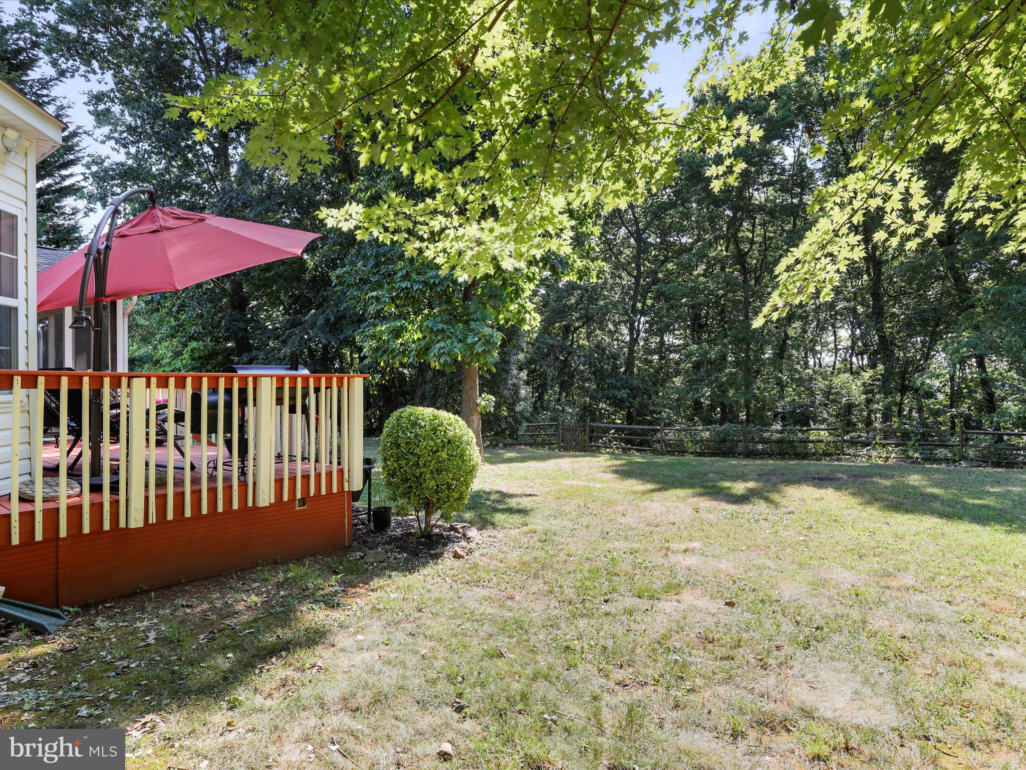 APPLE KNOLLS ESTATES - Residential