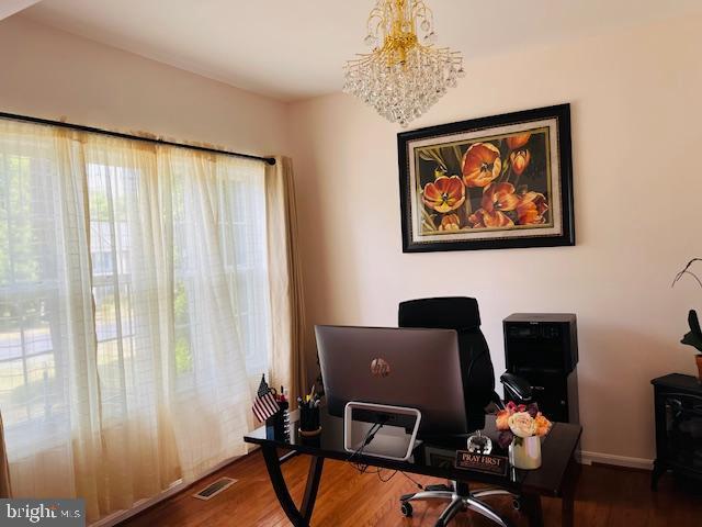 APPLE KNOLLS ESTATES - Residential