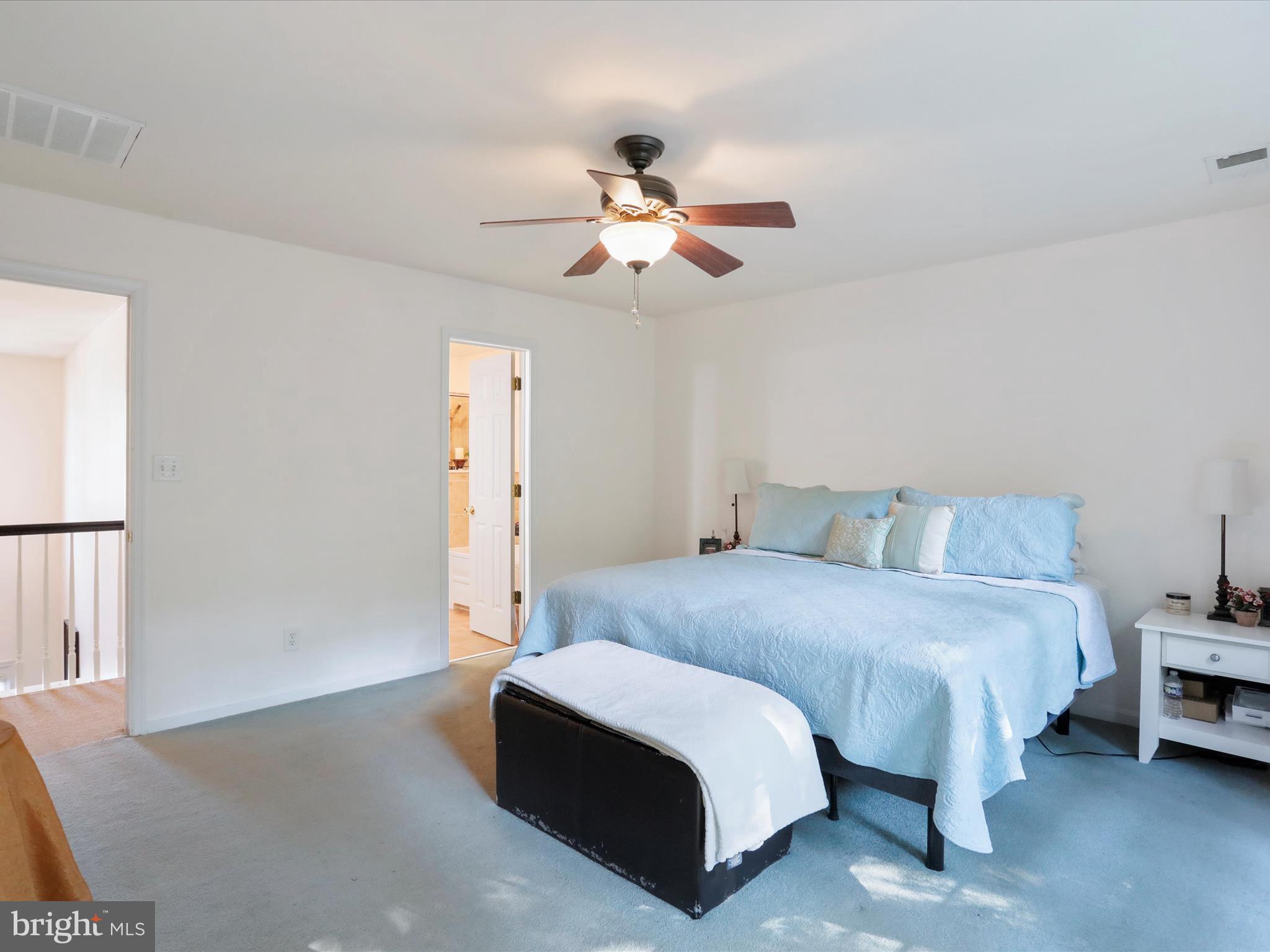 APPLE KNOLLS ESTATES - Residential