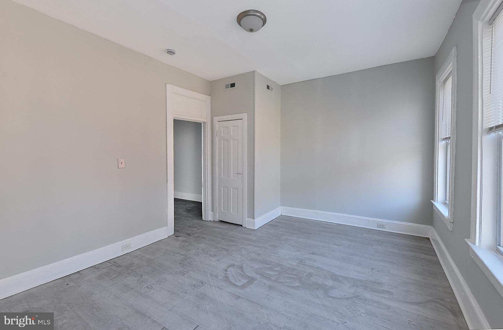 HARLEM PARK - Residential Lease