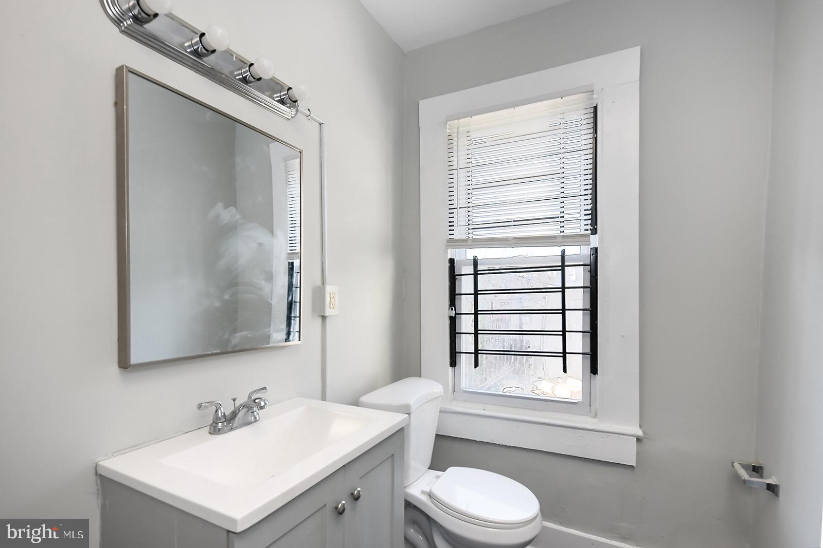 HARLEM PARK - Residential Lease