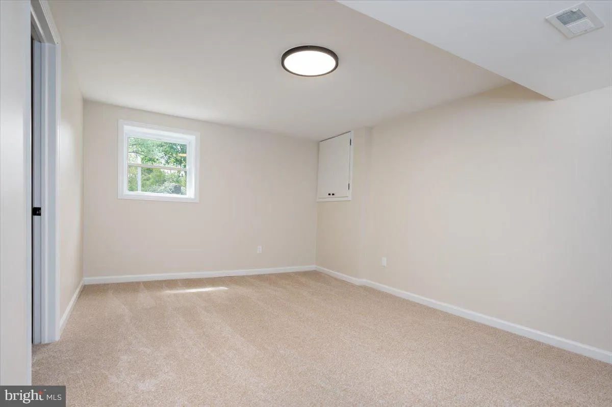 Pasadena, Maryland 21122, United States, 4 Bedrooms Bedrooms, ,2 BathroomsBathrooms,Residential,Pending,115392