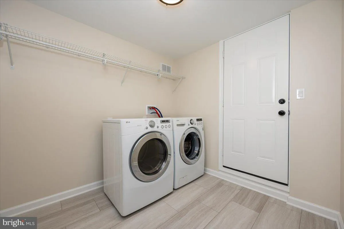 Pasadena, Maryland 21122, United States, 4 Bedrooms Bedrooms, ,2 BathroomsBathrooms,Residential,Pending,115392