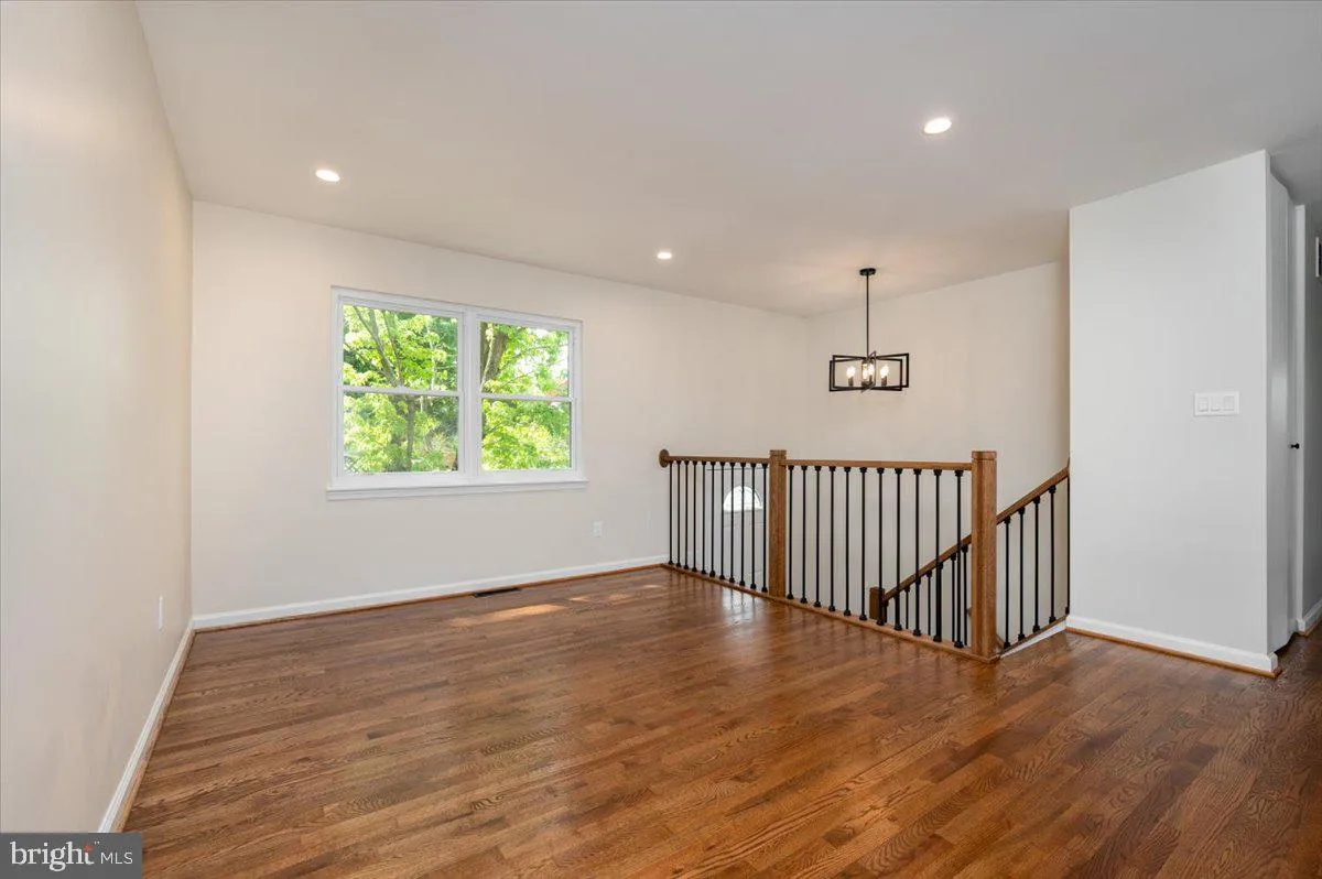 Pasadena, Maryland 21122, United States, 4 Bedrooms Bedrooms, ,2 BathroomsBathrooms,Residential,Pending,115392