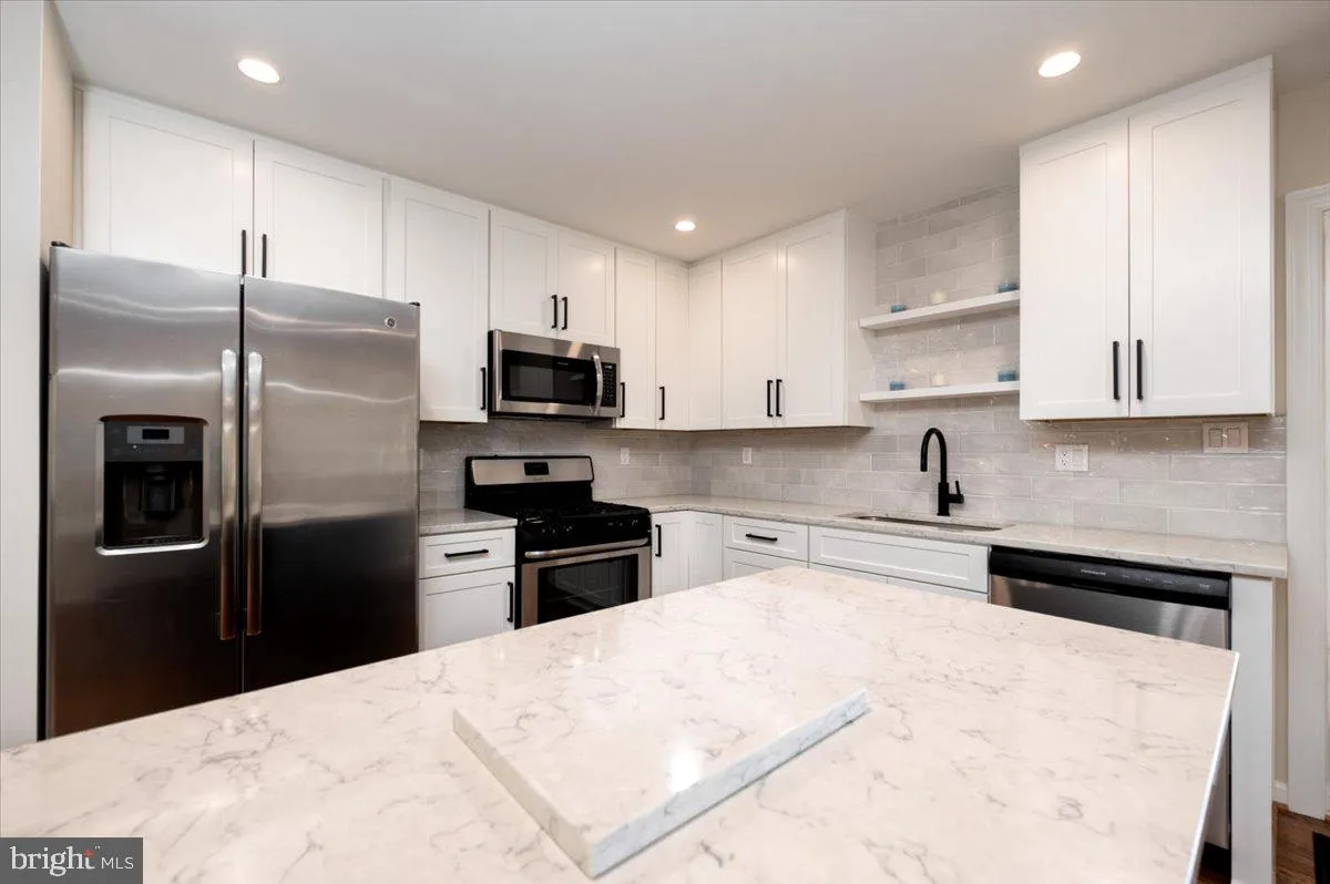 Pasadena, Maryland 21122, United States, 4 Bedrooms Bedrooms, ,2 BathroomsBathrooms,Residential,Pending,115392