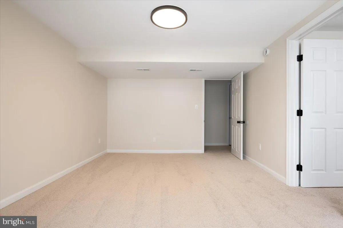 Pasadena, Maryland 21122, United States, 4 Bedrooms Bedrooms, ,2 BathroomsBathrooms,Residential,Pending,115392