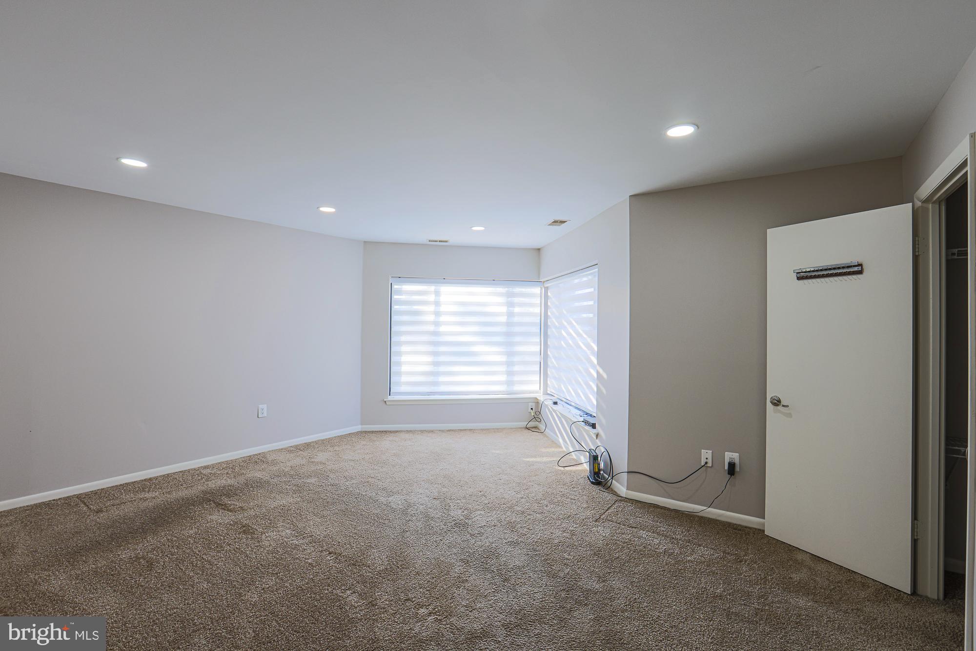 FALLSTAFF - Residential