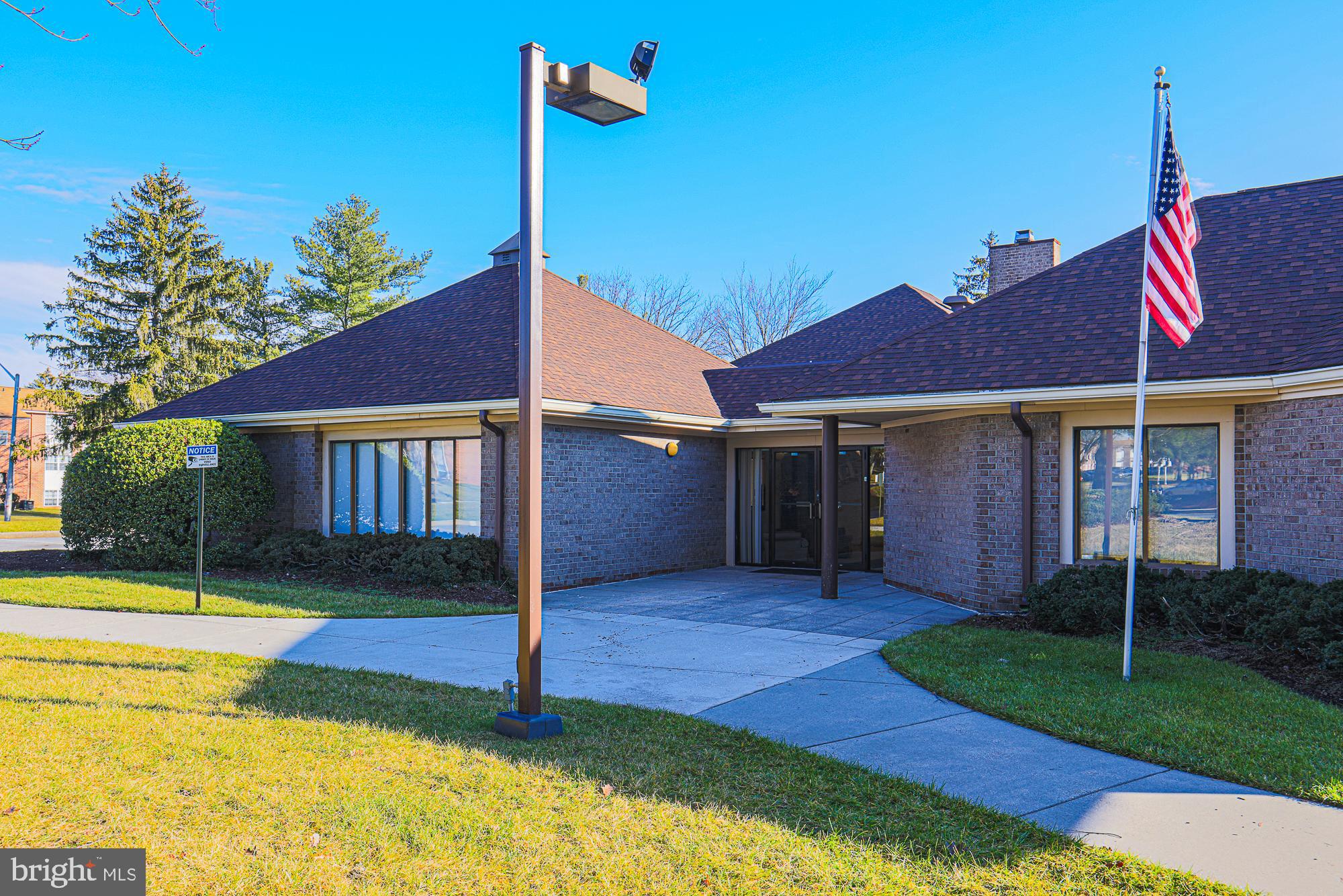 FALLSTAFF - Residential