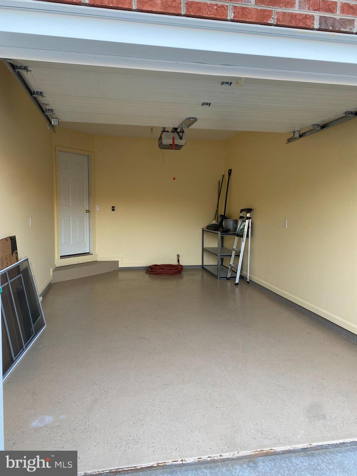 LONE PINE VILLAGE - Residential Lease