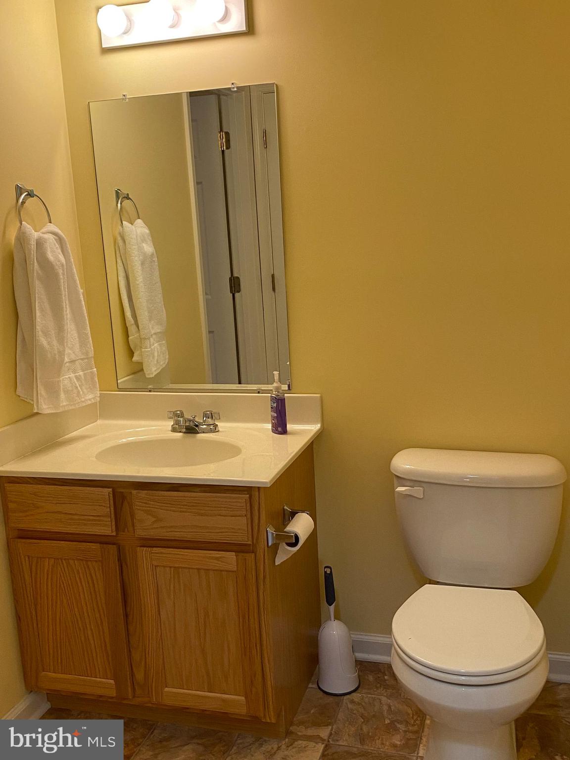 LONE PINE VILLAGE - Residential Lease