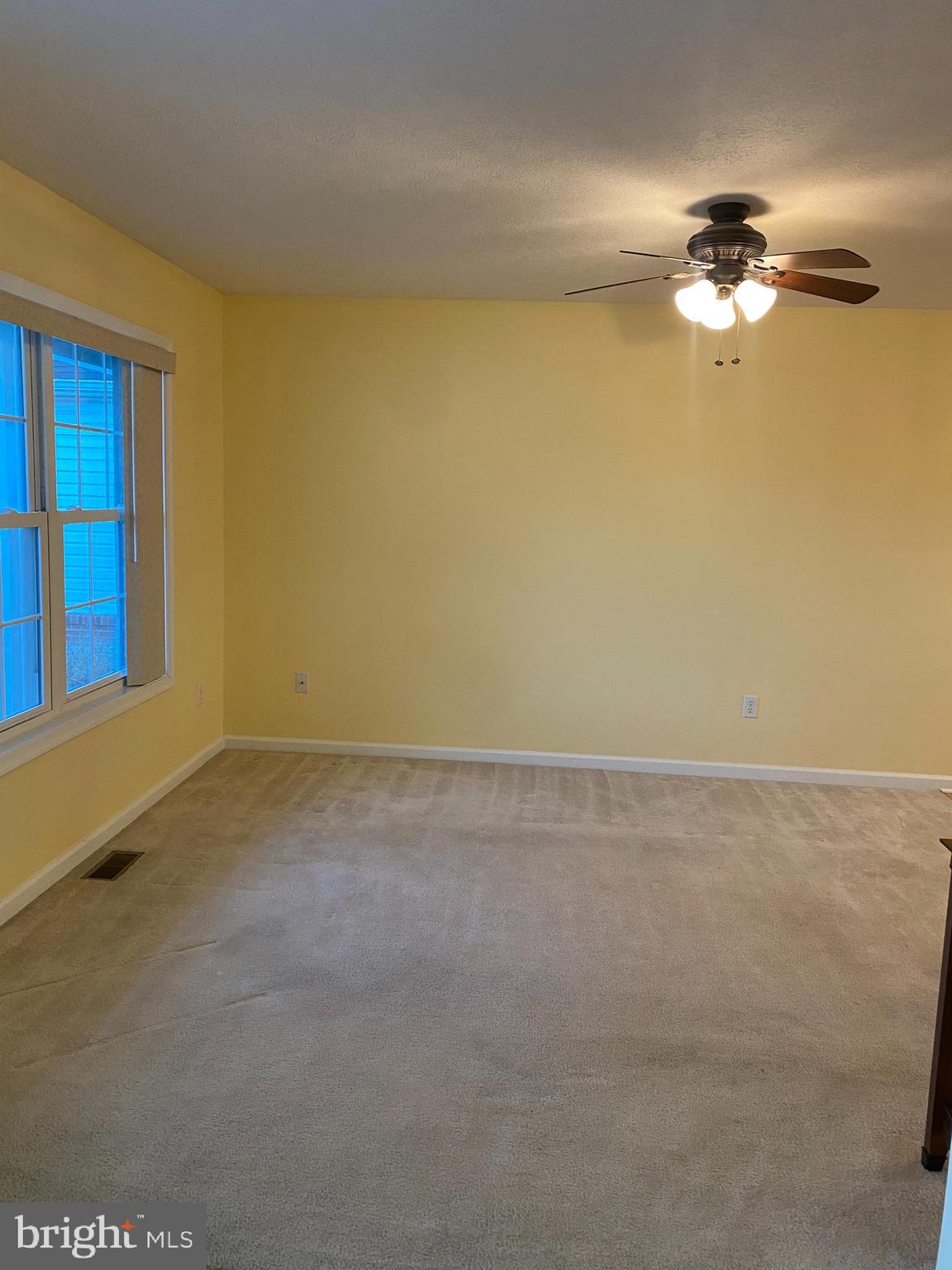 LONE PINE VILLAGE - Residential Lease