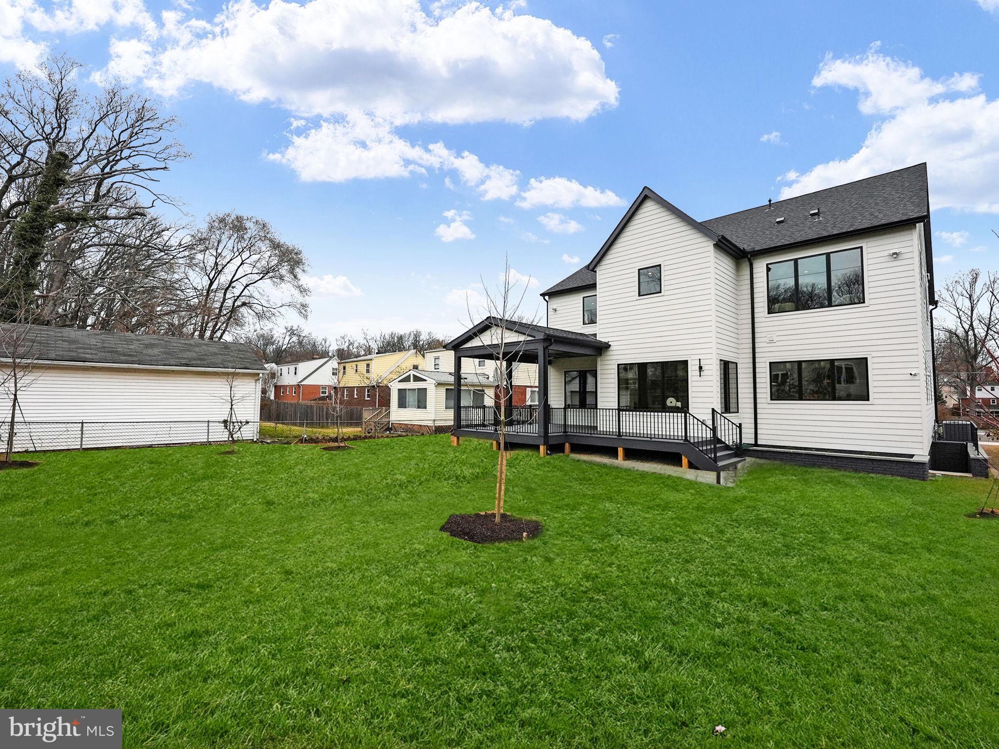 WESTBRIAR - Residential