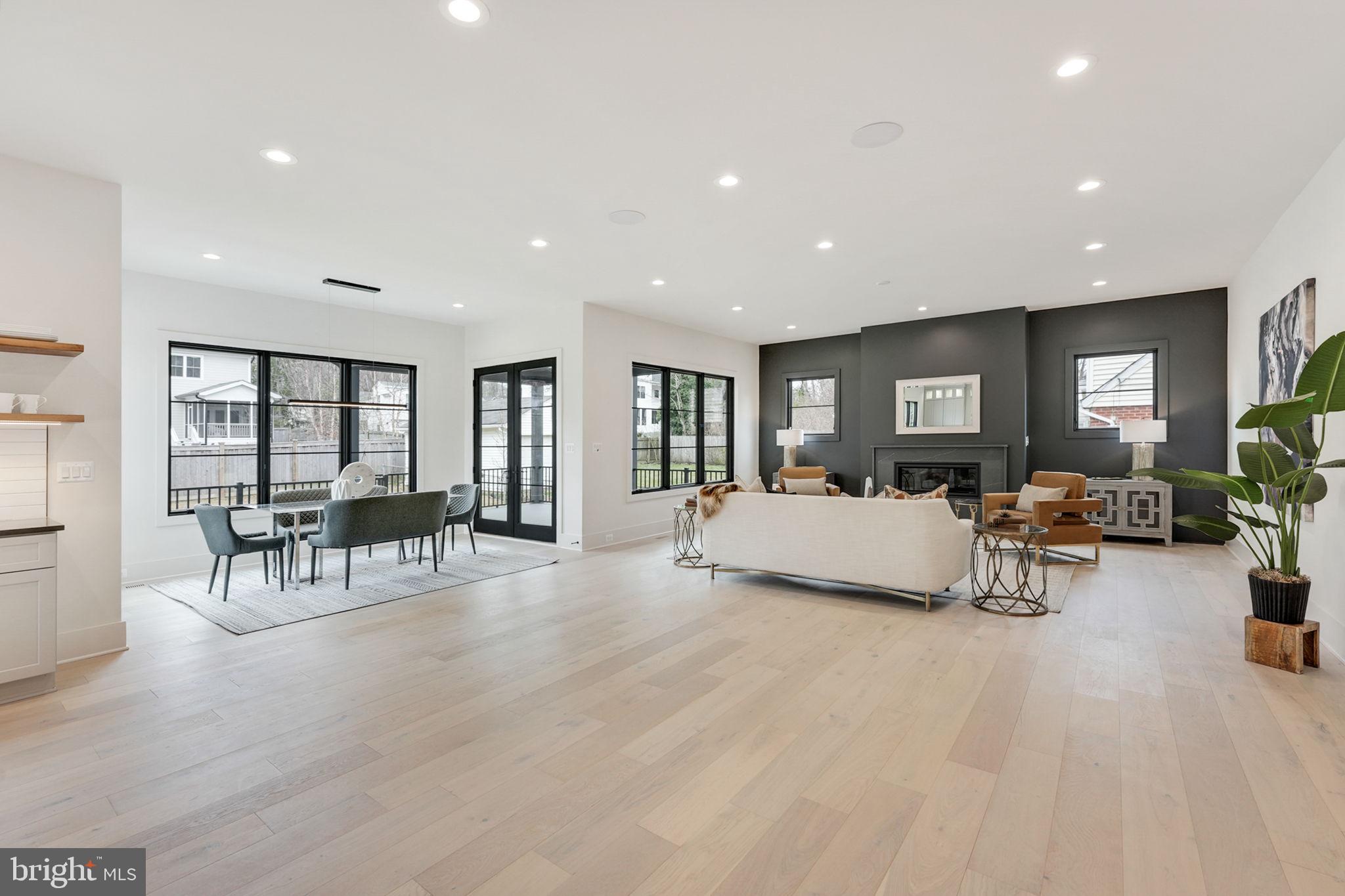 WESTBRIAR - Residential