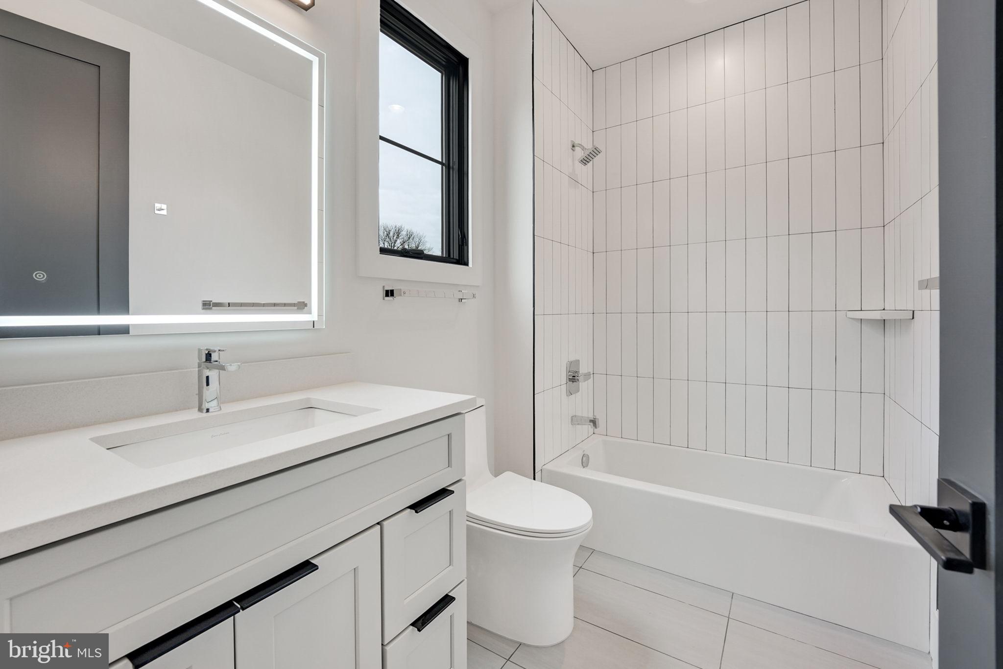 WESTBRIAR - Residential