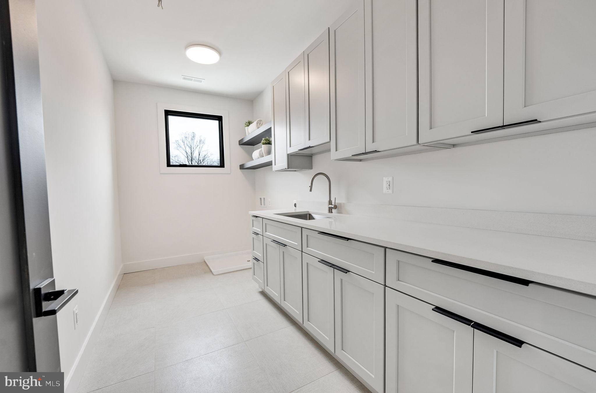 WESTBRIAR - Residential