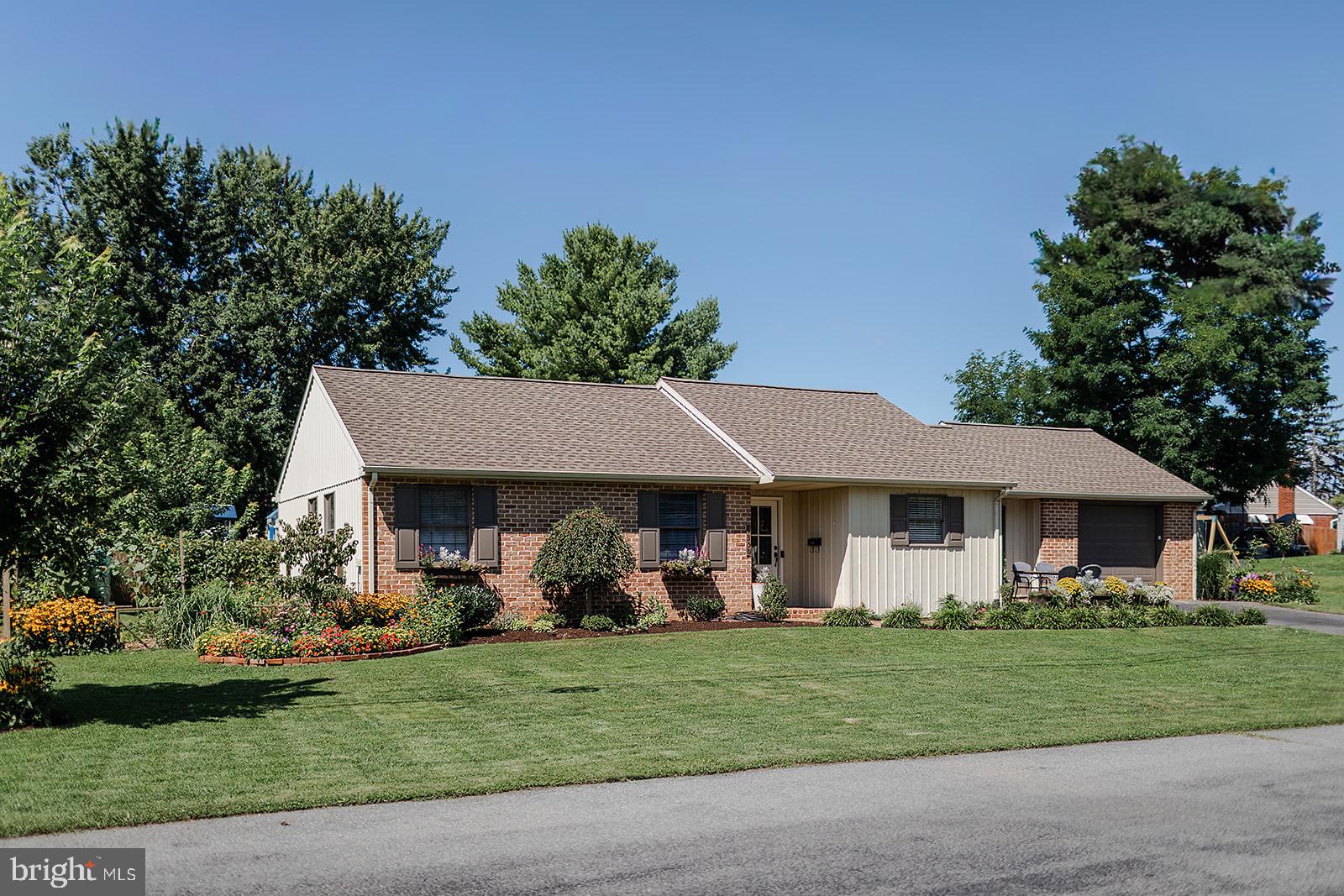 6350 HOLLOW DRIVE