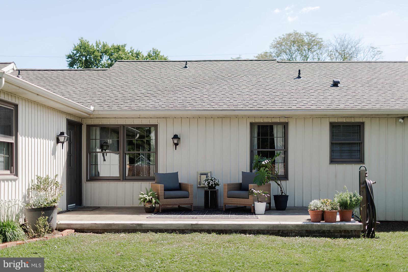 6350 HOLLOW DRIVE