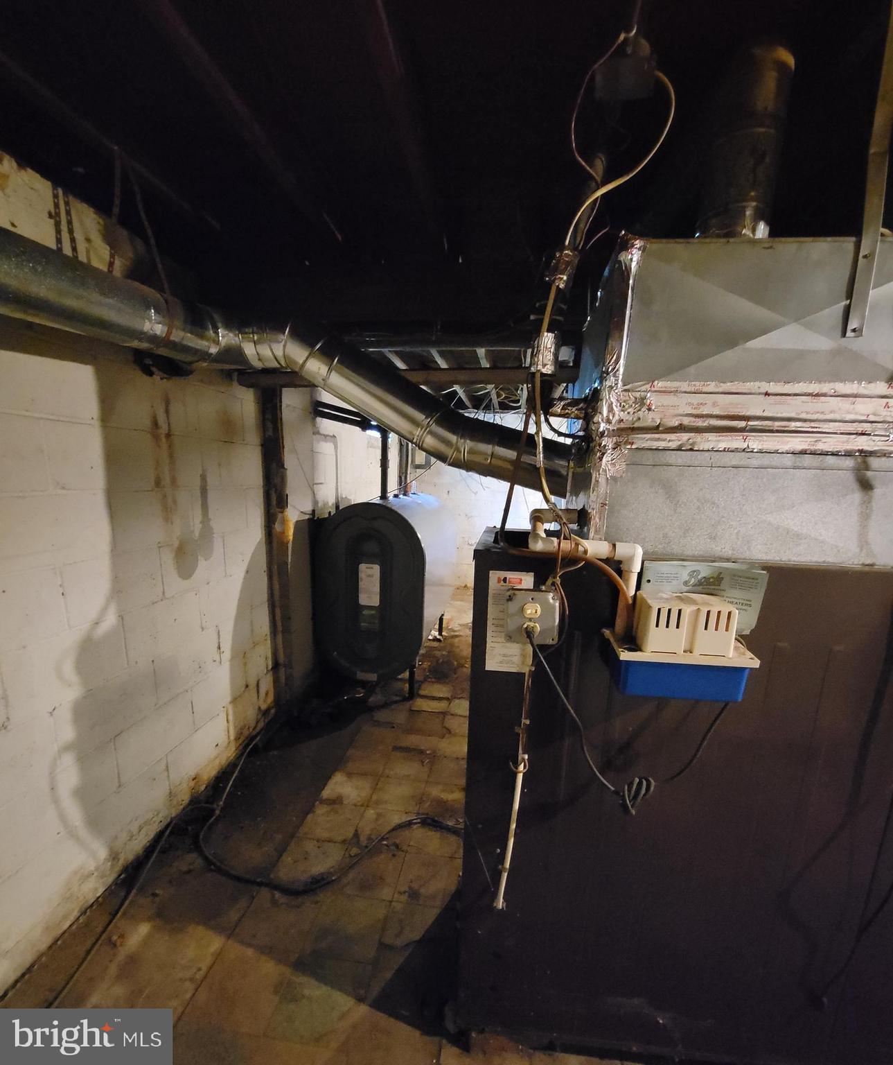 TWIN RIVER BEACH - Residential