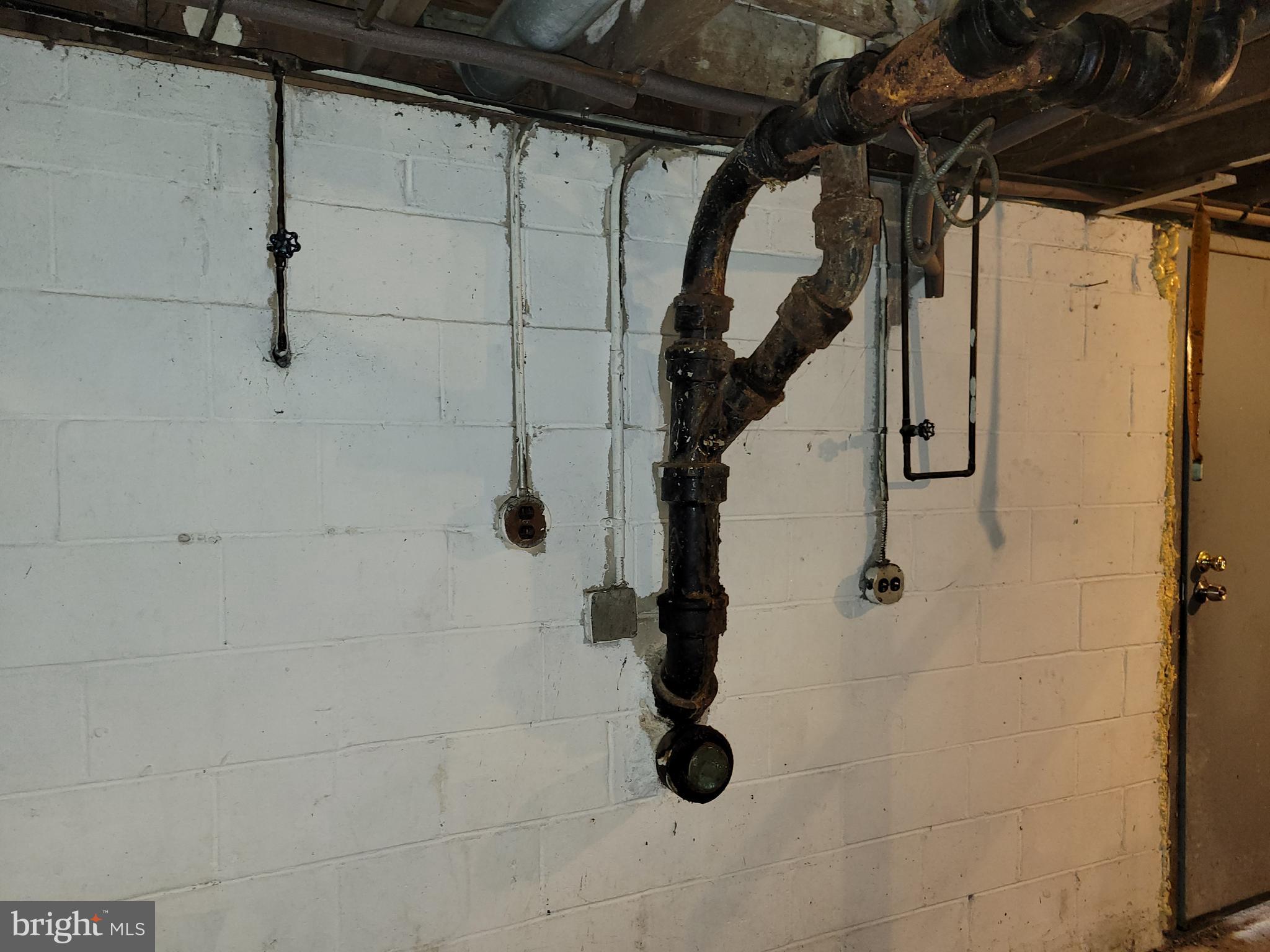 TWIN RIVER BEACH - Residential