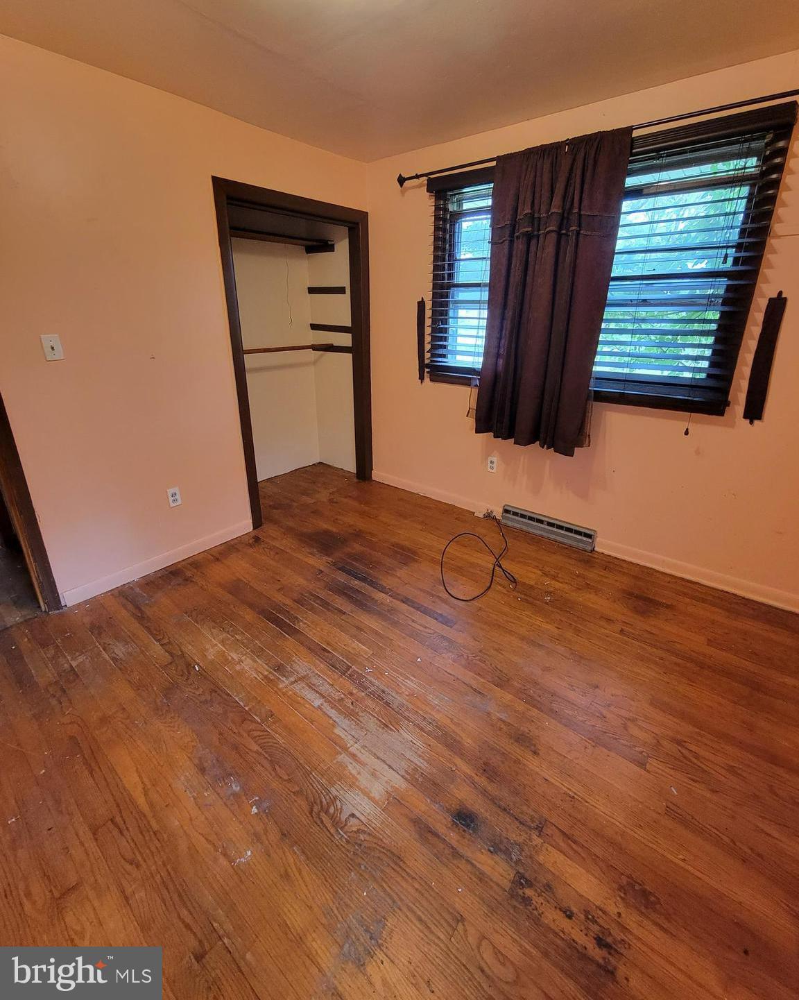 TWIN RIVER BEACH - Residential