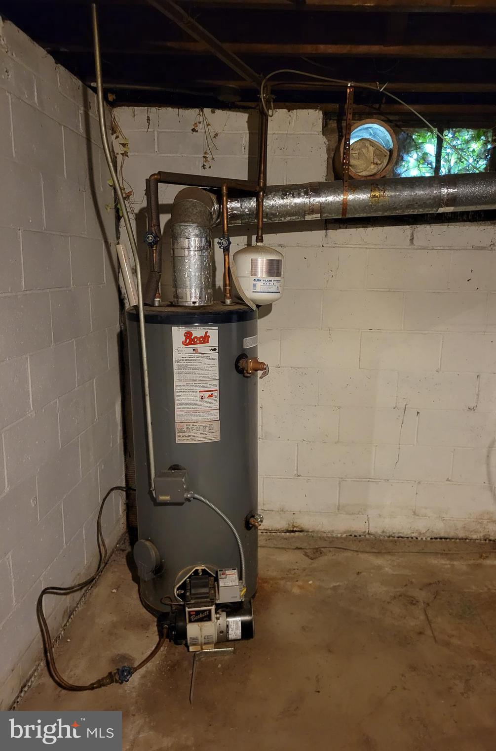 TWIN RIVER BEACH - Residential