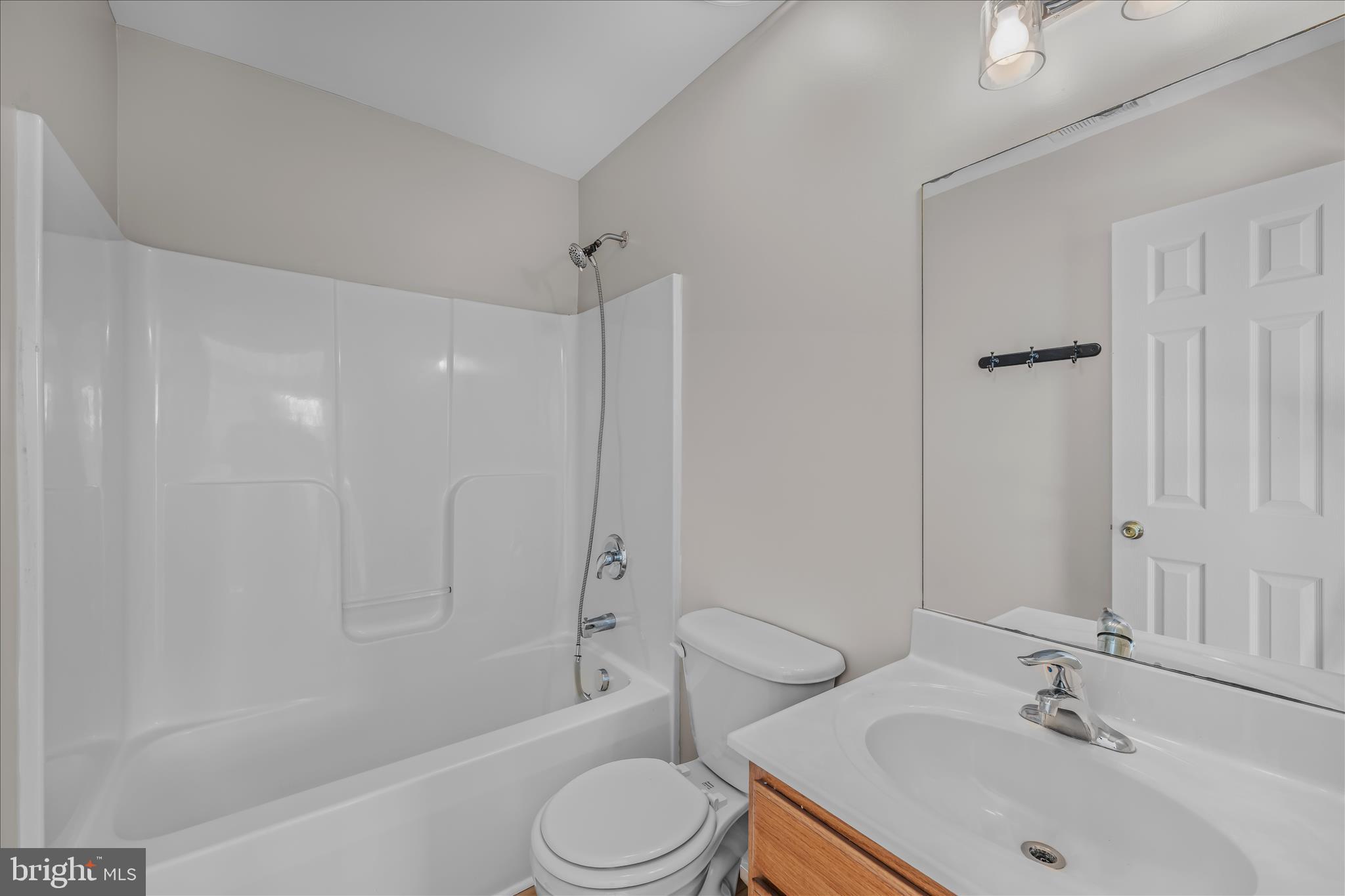 HAMMONDS MILL - Residential Lease