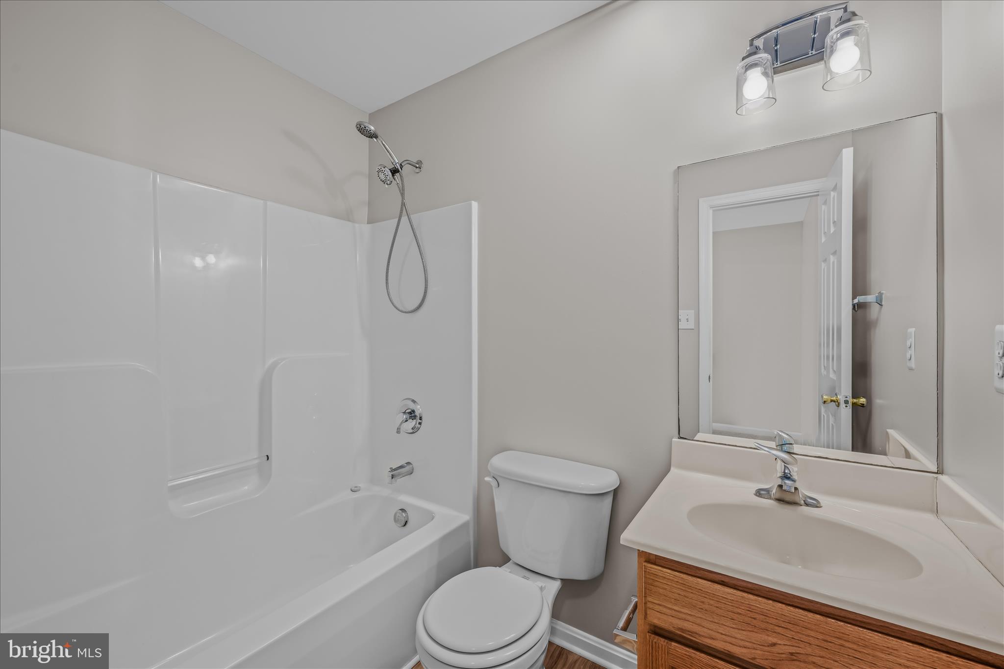 HAMMONDS MILL - Residential Lease