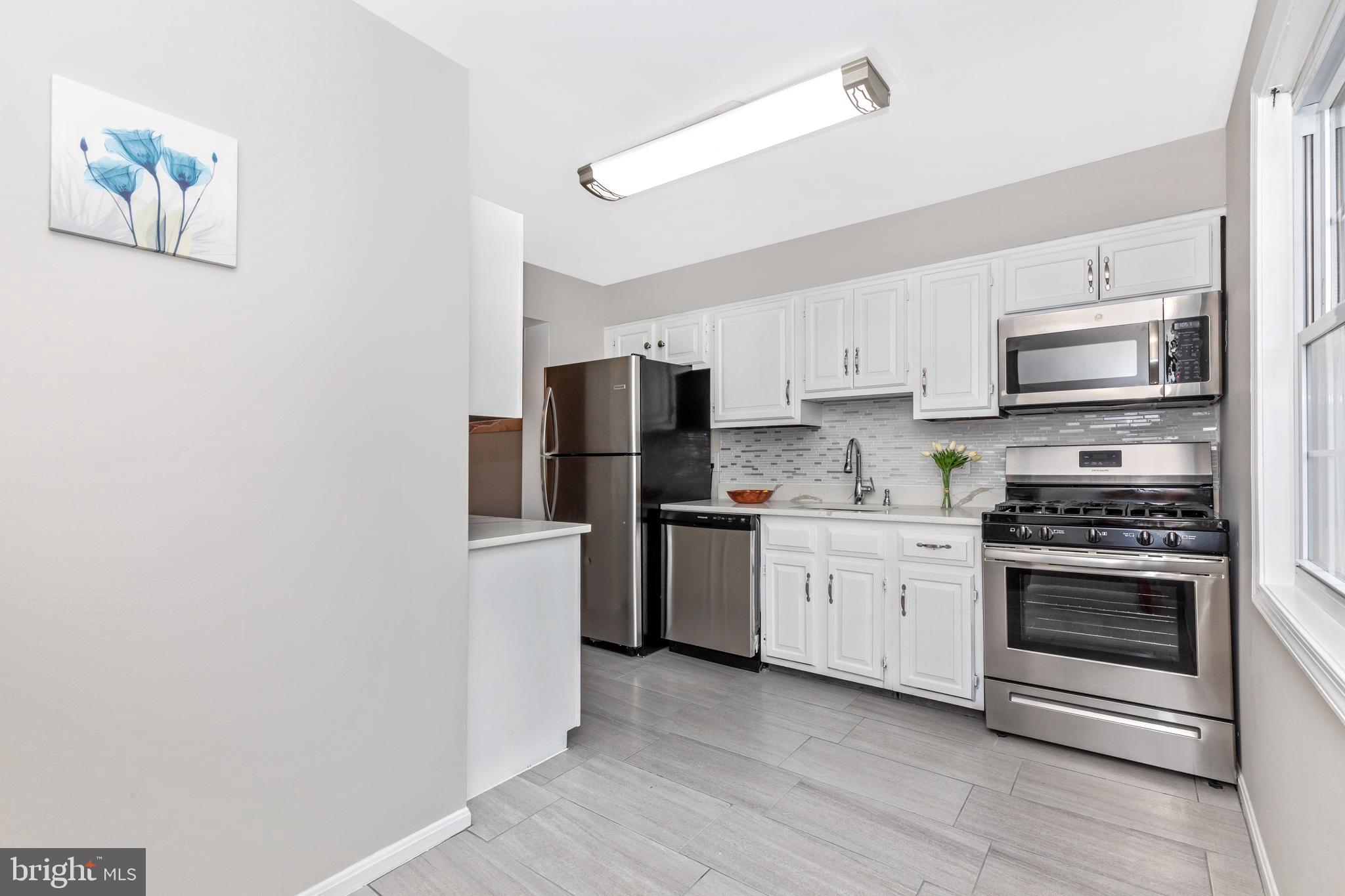 PLYMOUTH GARDENS - Residential