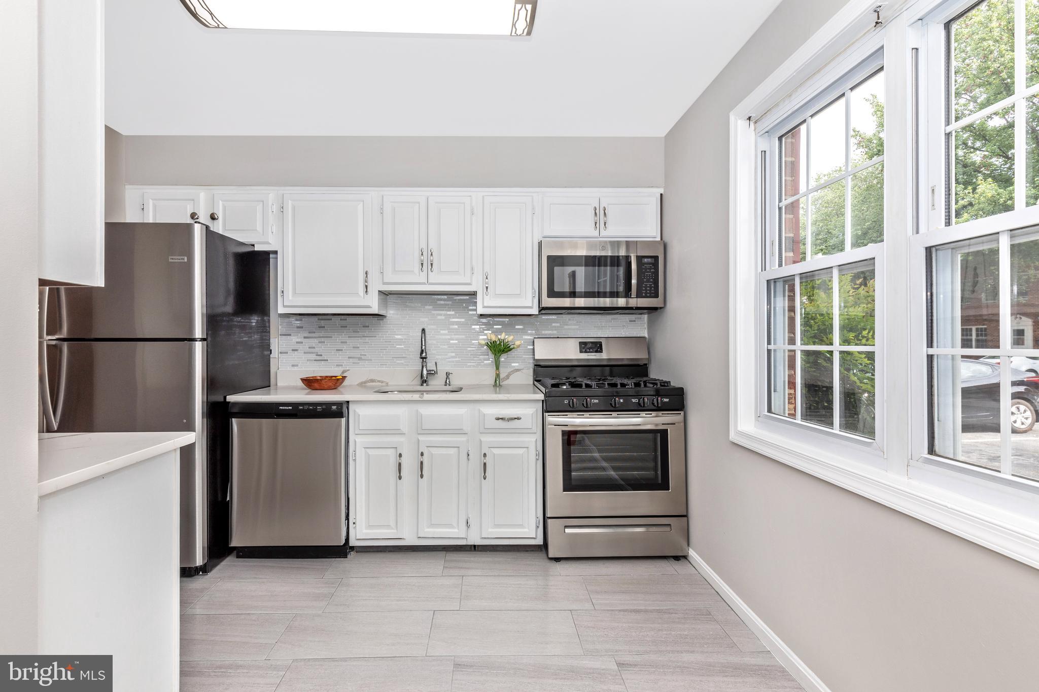 PLYMOUTH GARDENS - Residential