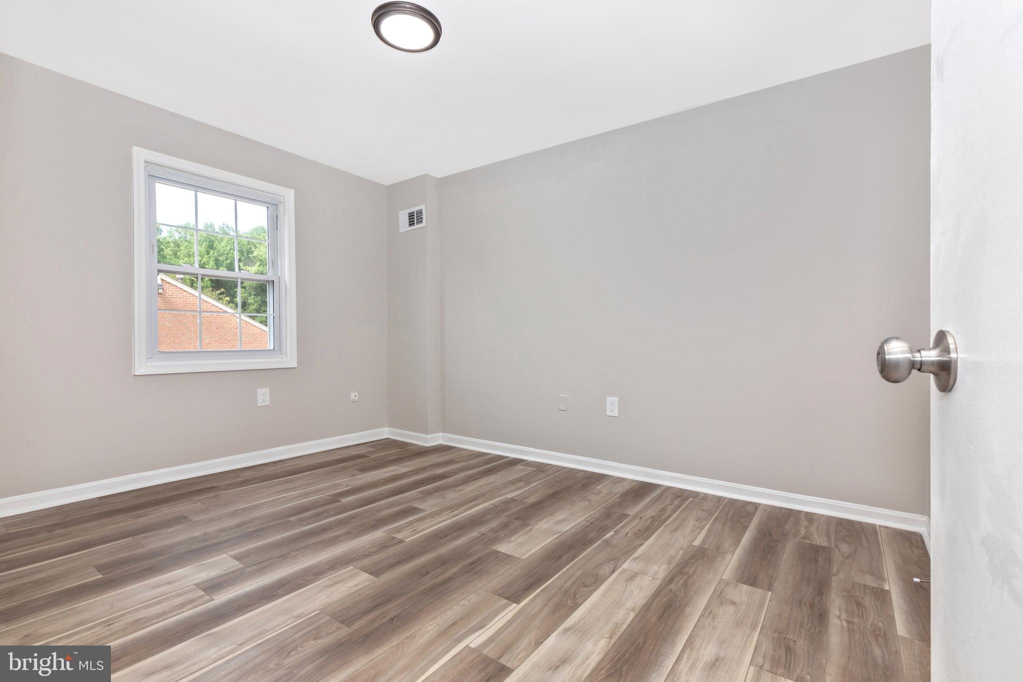 PLYMOUTH GARDENS - Residential