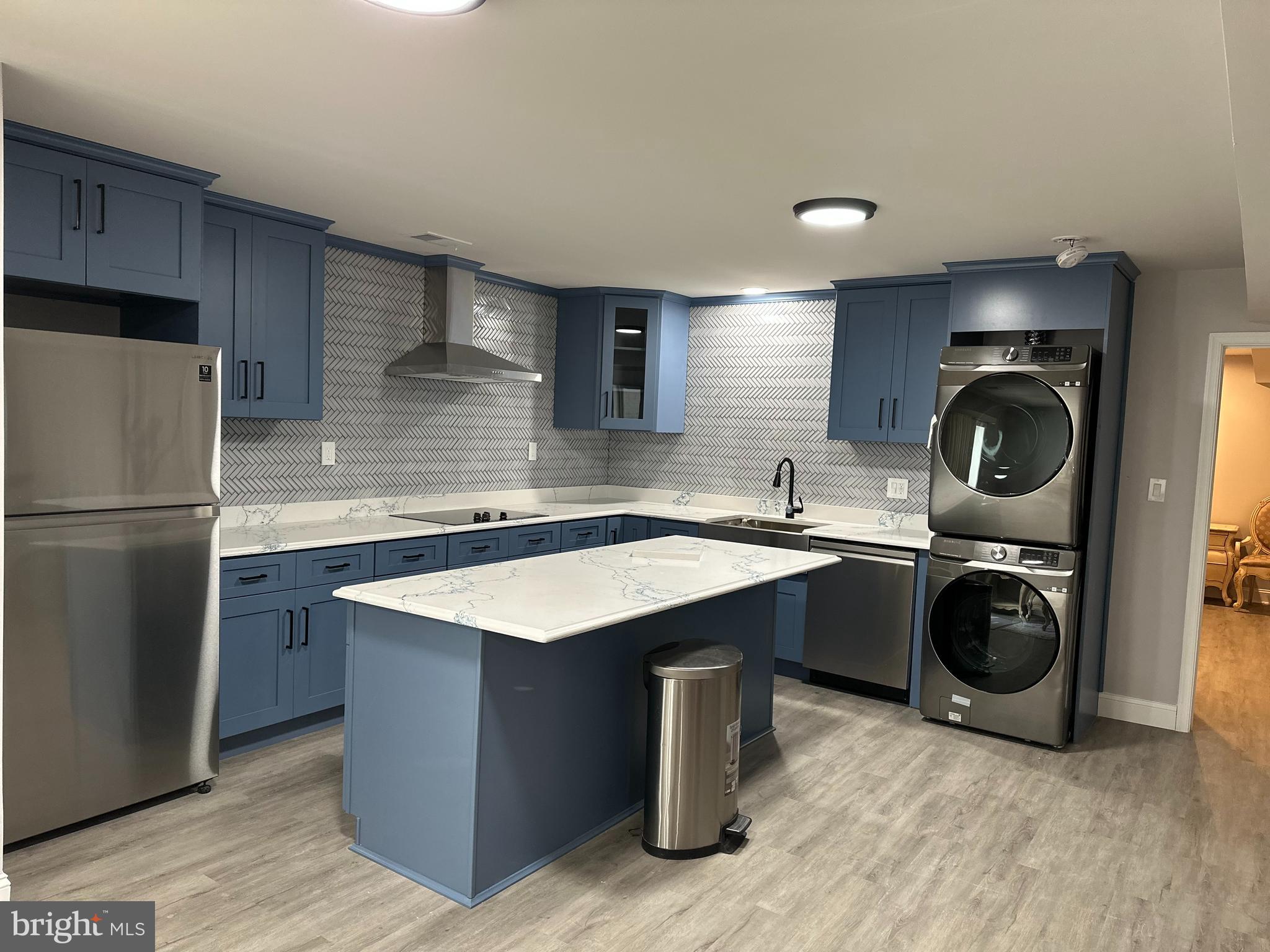 BELLEWOOD - Residential Lease