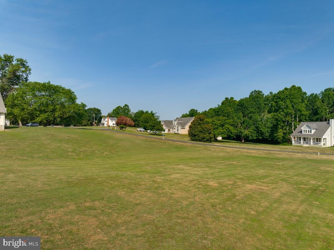 90 GRIFFITH WAY