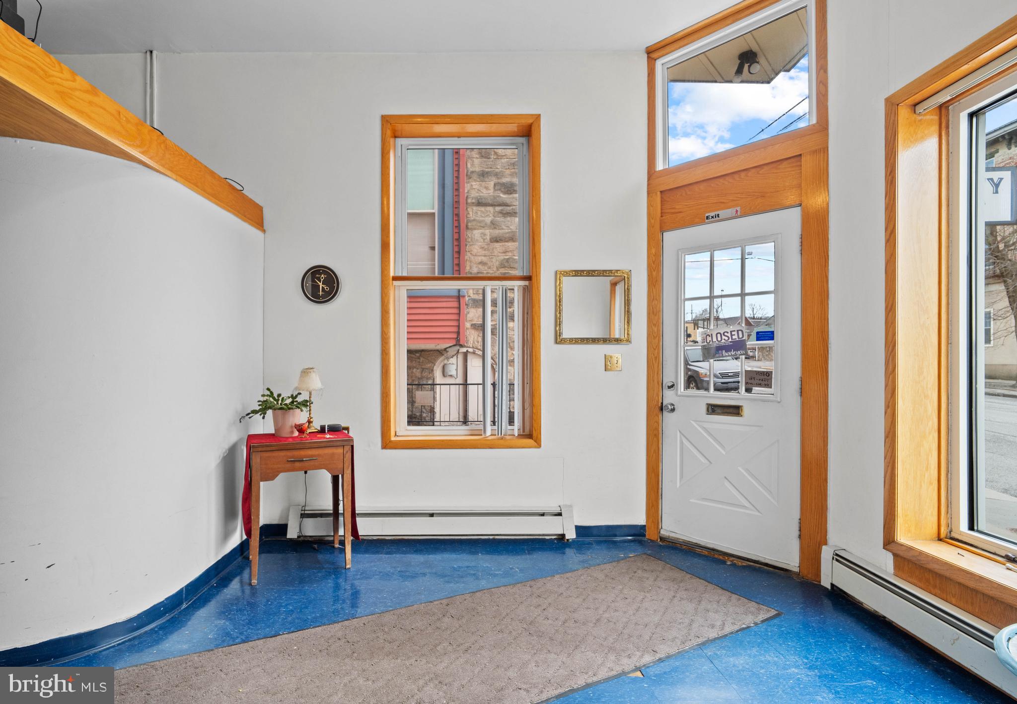 11-13 W PRESQUEISLE STREET