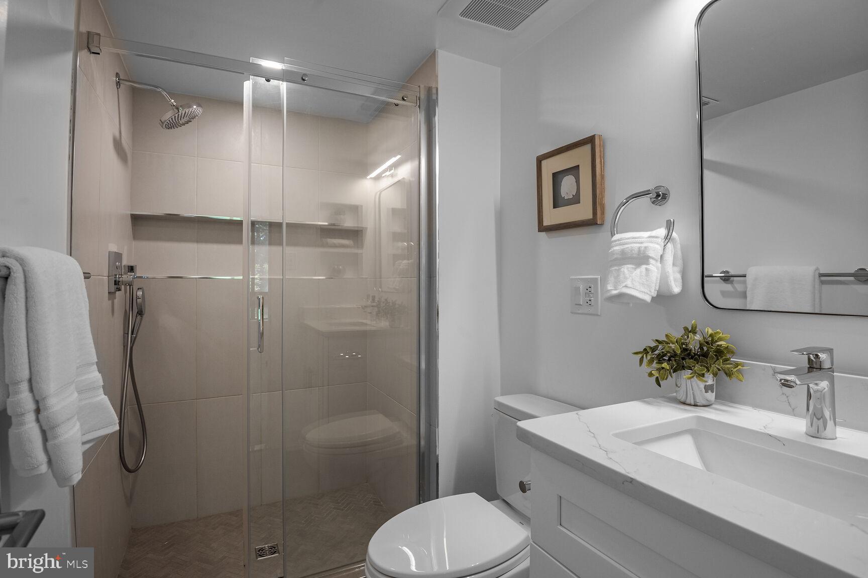 SUMNER VILLAGE - Residential