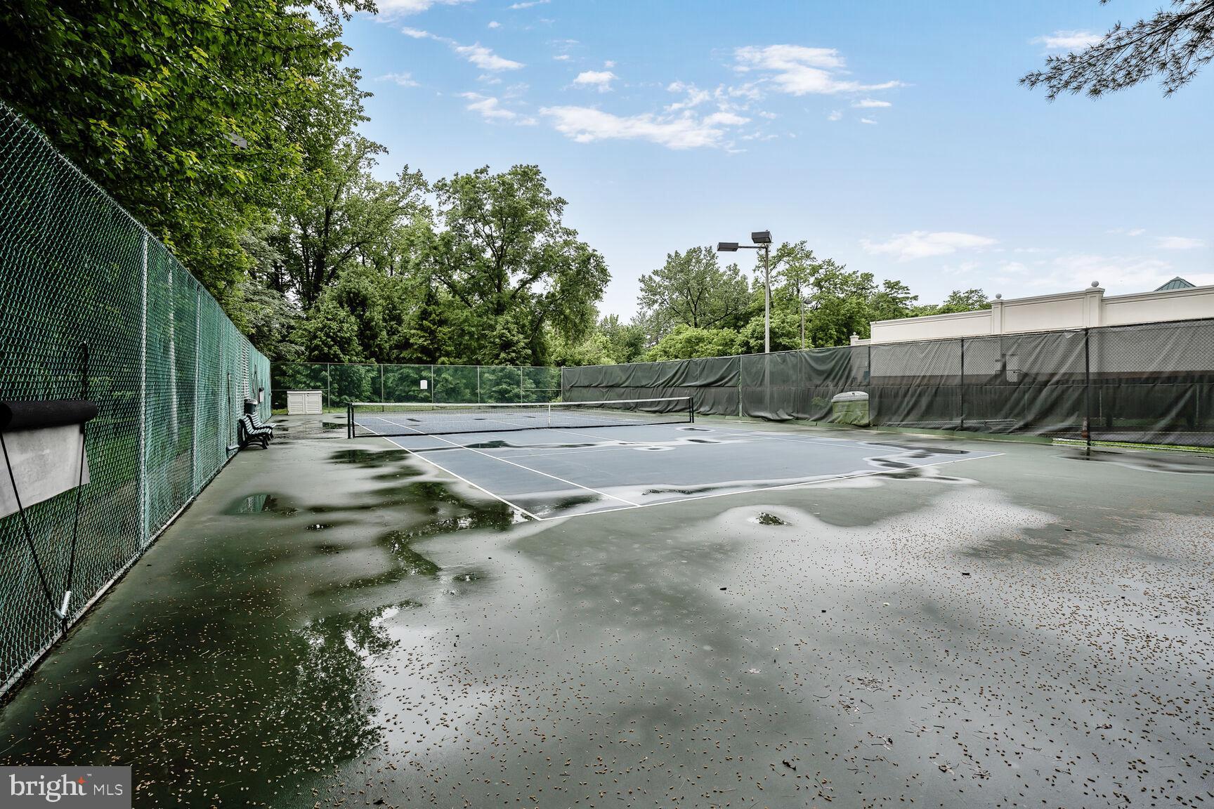 SUMNER VILLAGE - Residential