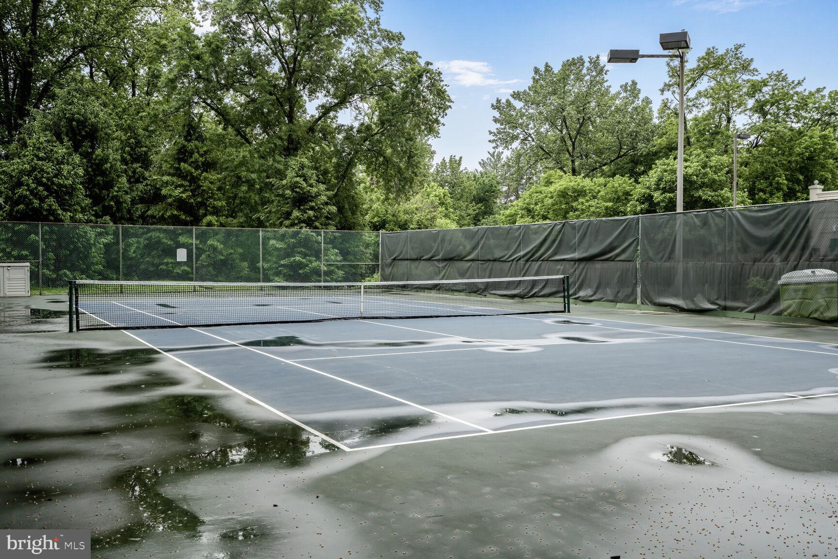 SUMNER VILLAGE - Residential