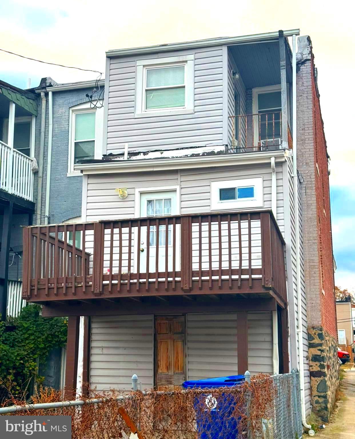 EDMONDSON VIILLAGE - Residential Income